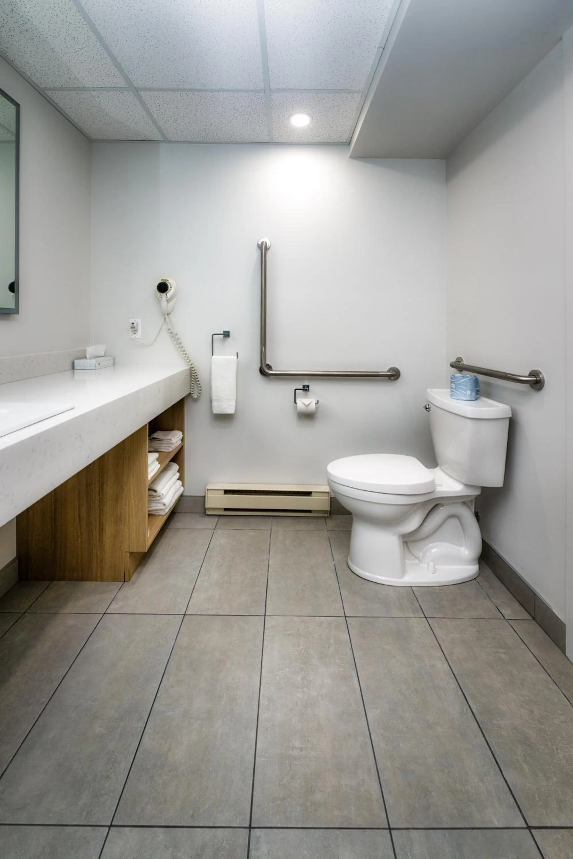 Bathroom in Clarion Pointe La Malbaie