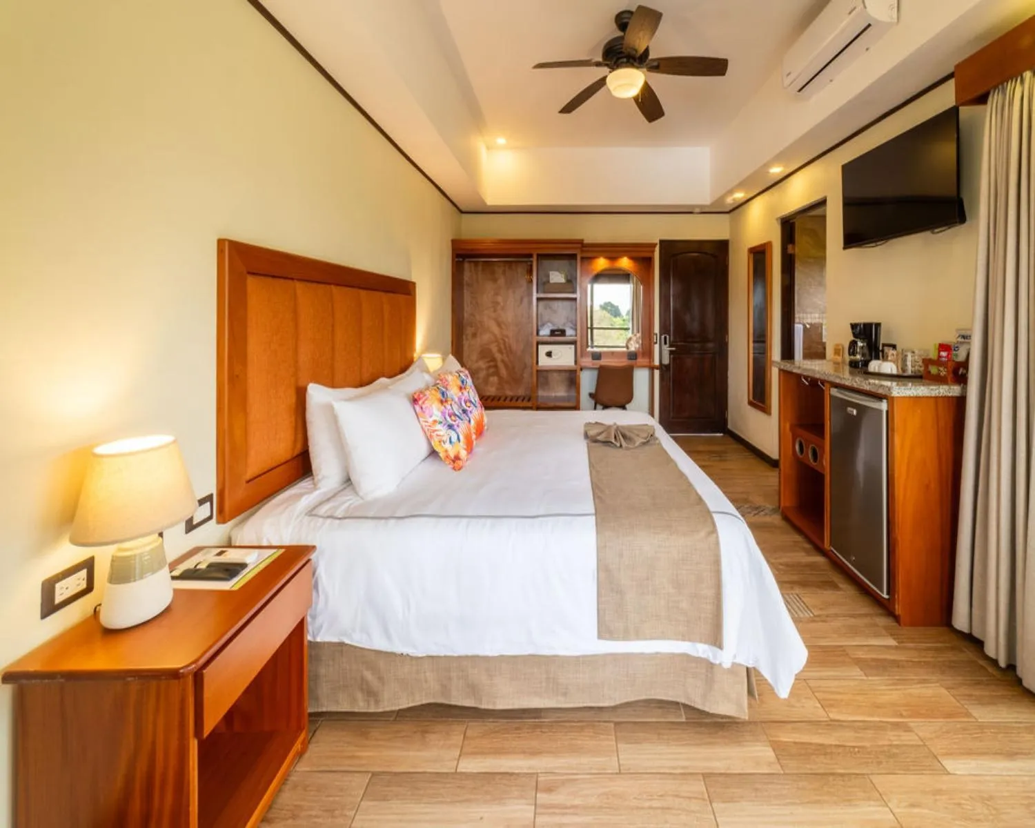 Bed in Hotel & Spa Poco a Poco - Costa Rica