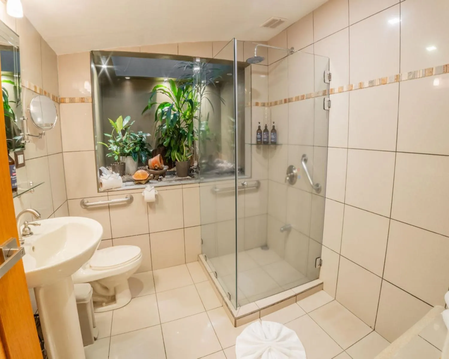 Toilet in Hotel & Spa Poco a Poco - Costa Rica