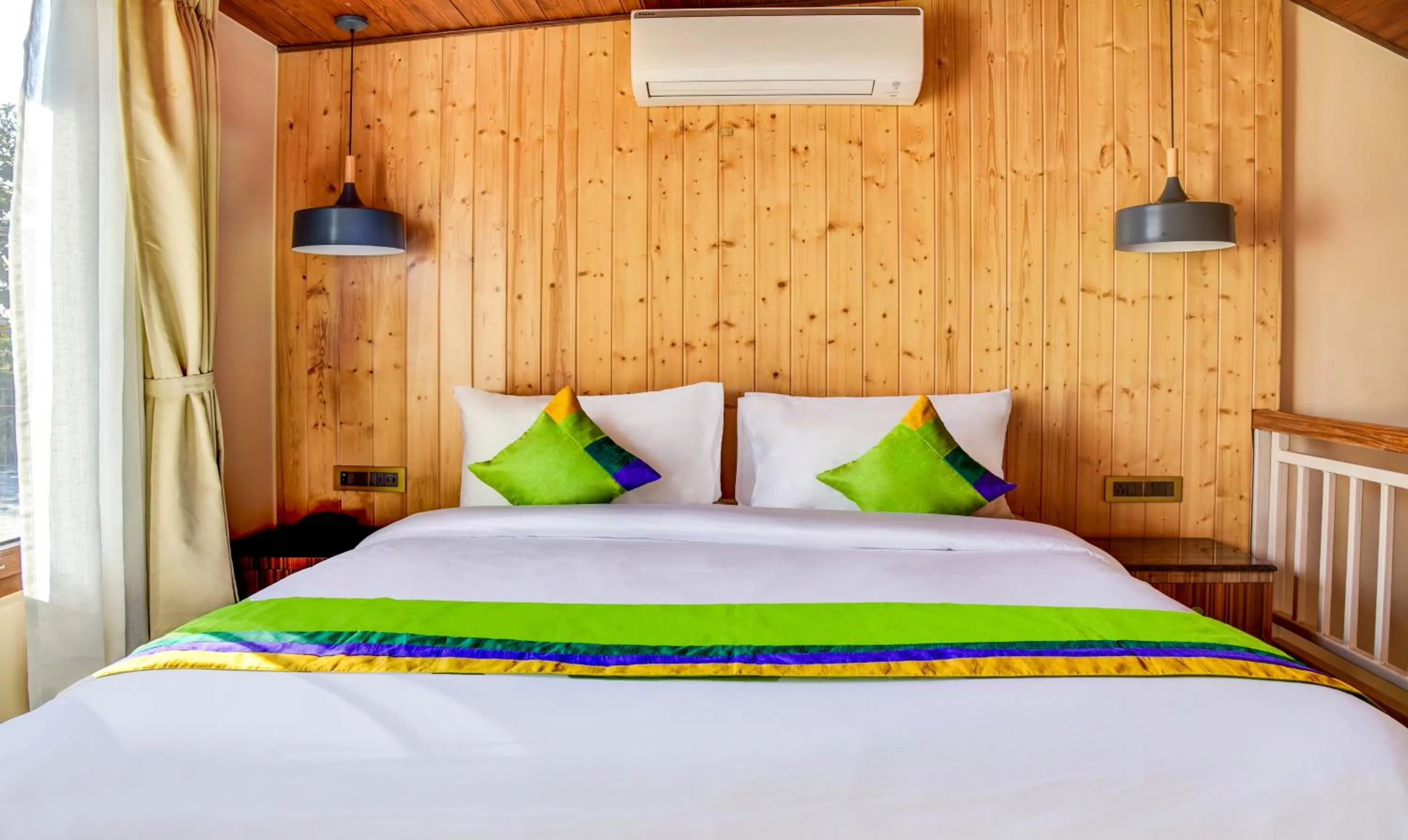 Bedroom, Bed in Treebo Premium Blue Mountain Country Club And Resort