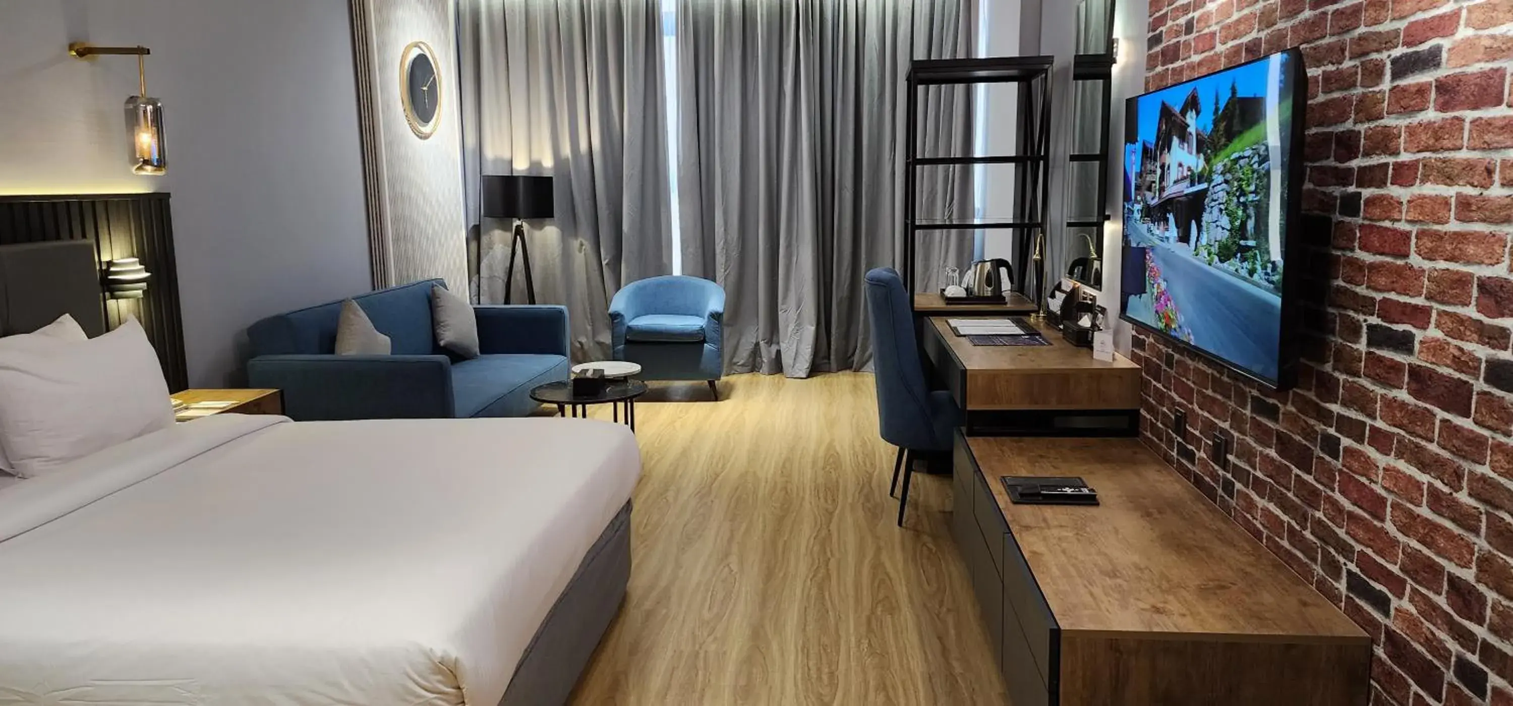 Deluxe King Room in Qasr Al Sahab Deluxe King Room in Qasr Al Sahab