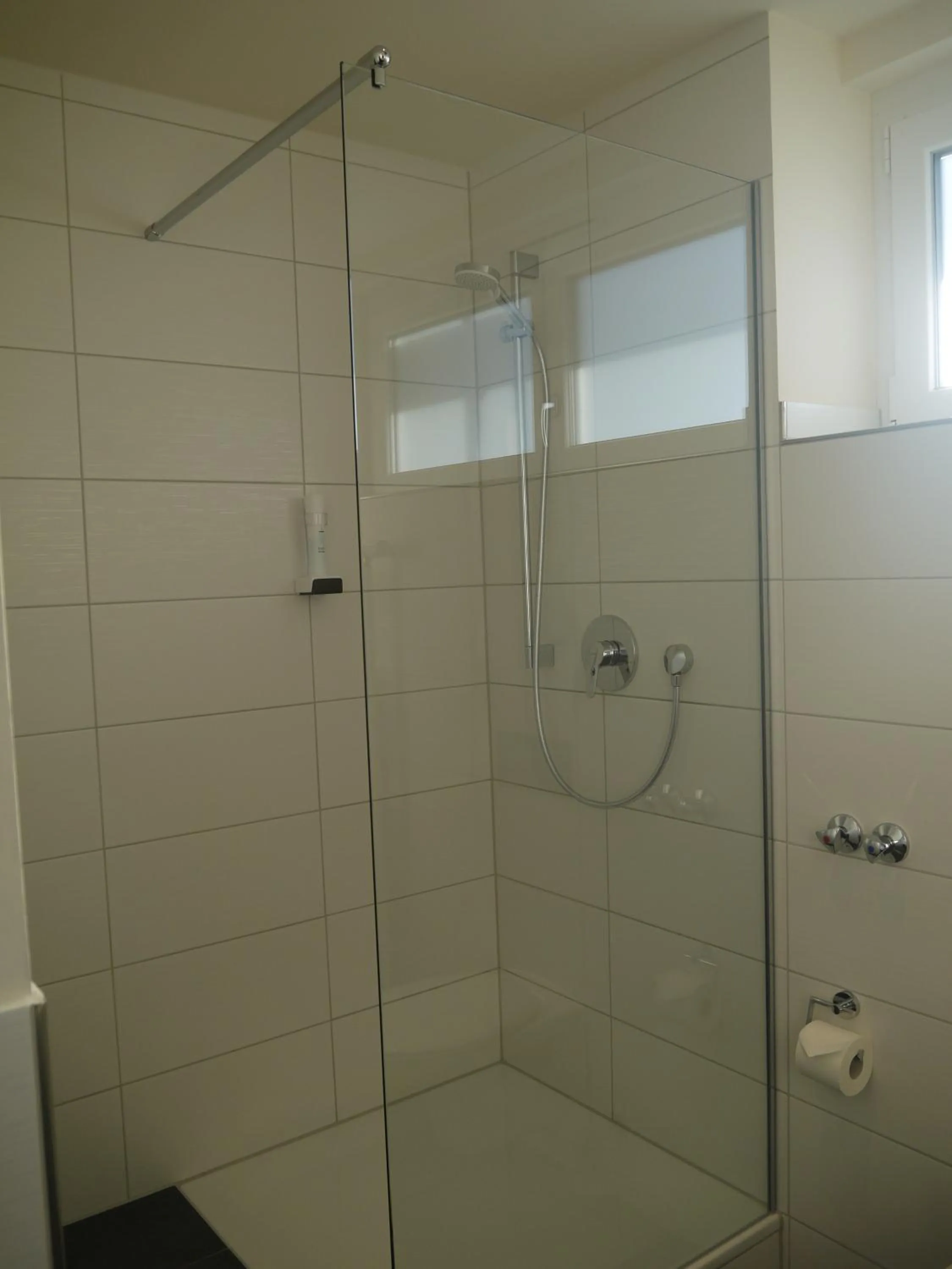Bathroom in Hotel am Berg Esslingen