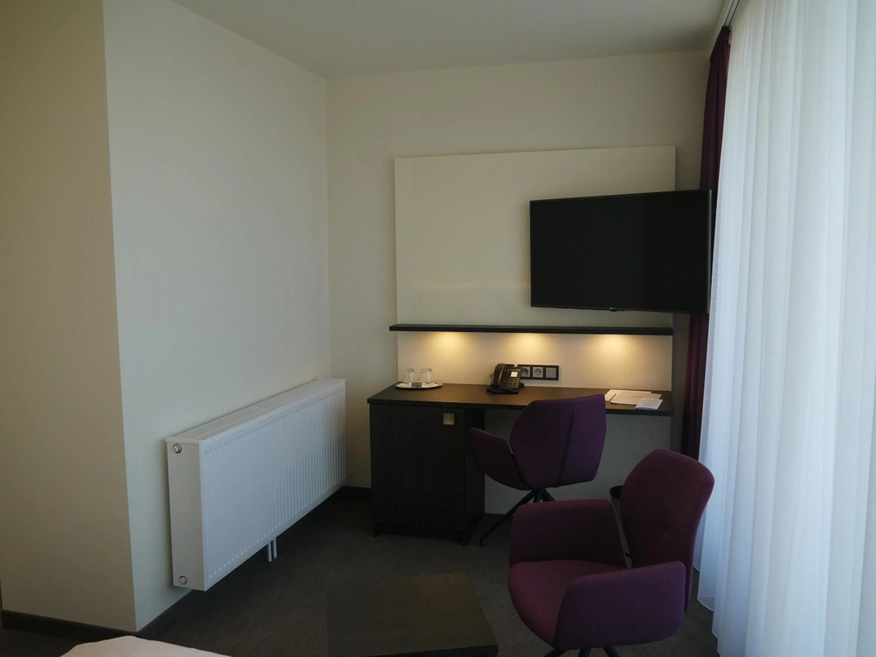 Photo of the whole room in Hotel am Berg Esslingen