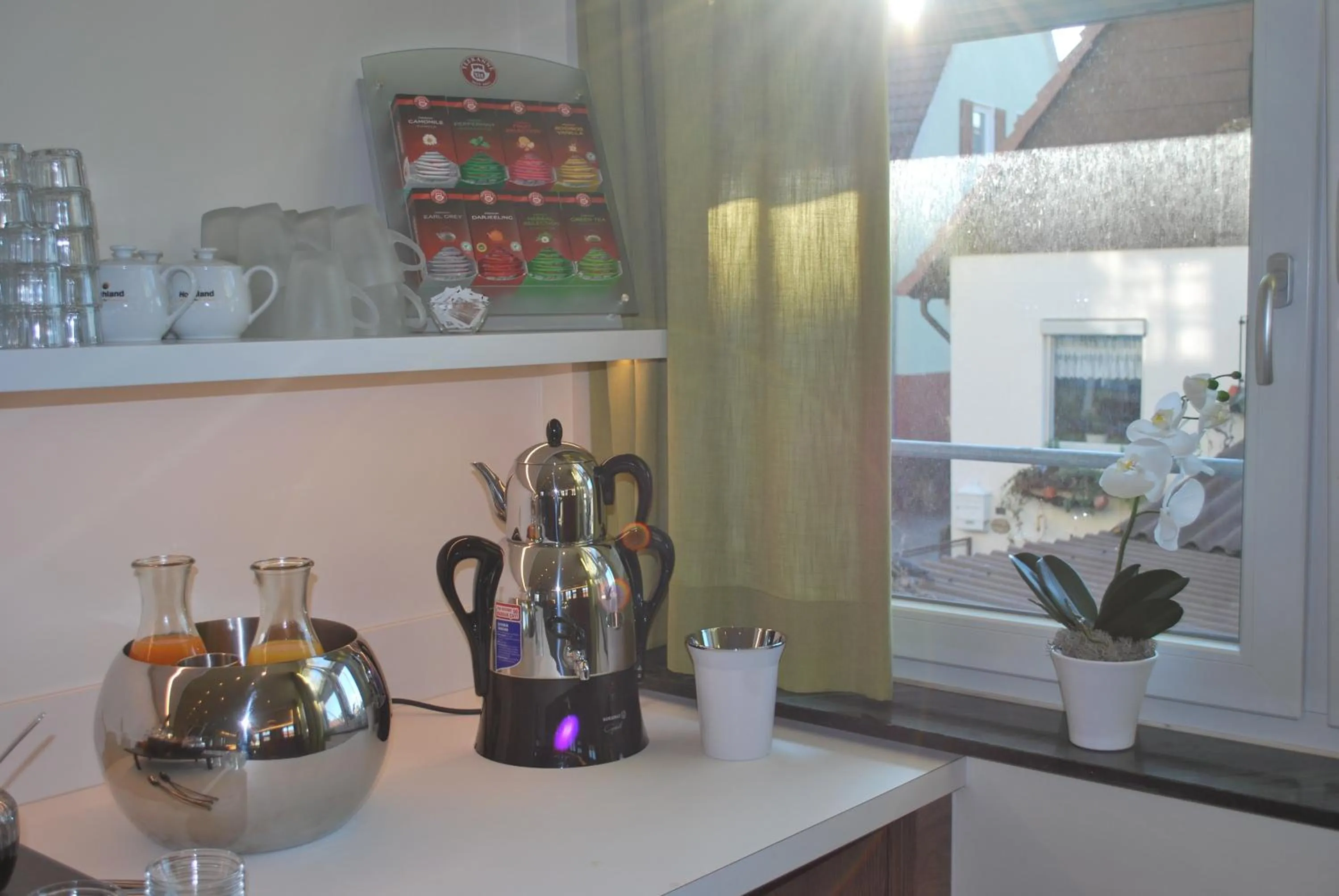 Buffet breakfast in Hotel am Berg Esslingen