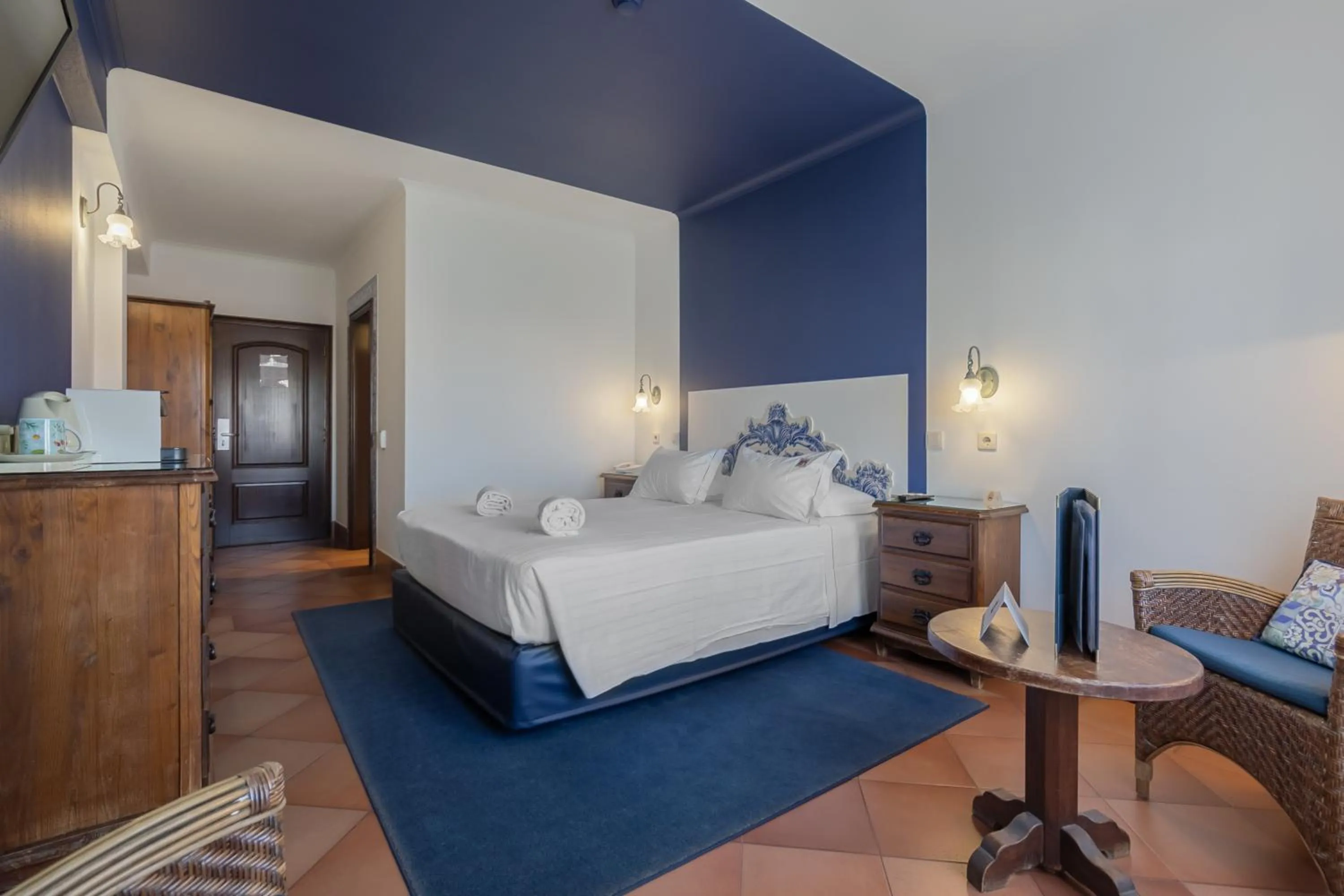 Bed in Charming Residence & Guest House Dom Manuel I Adults only