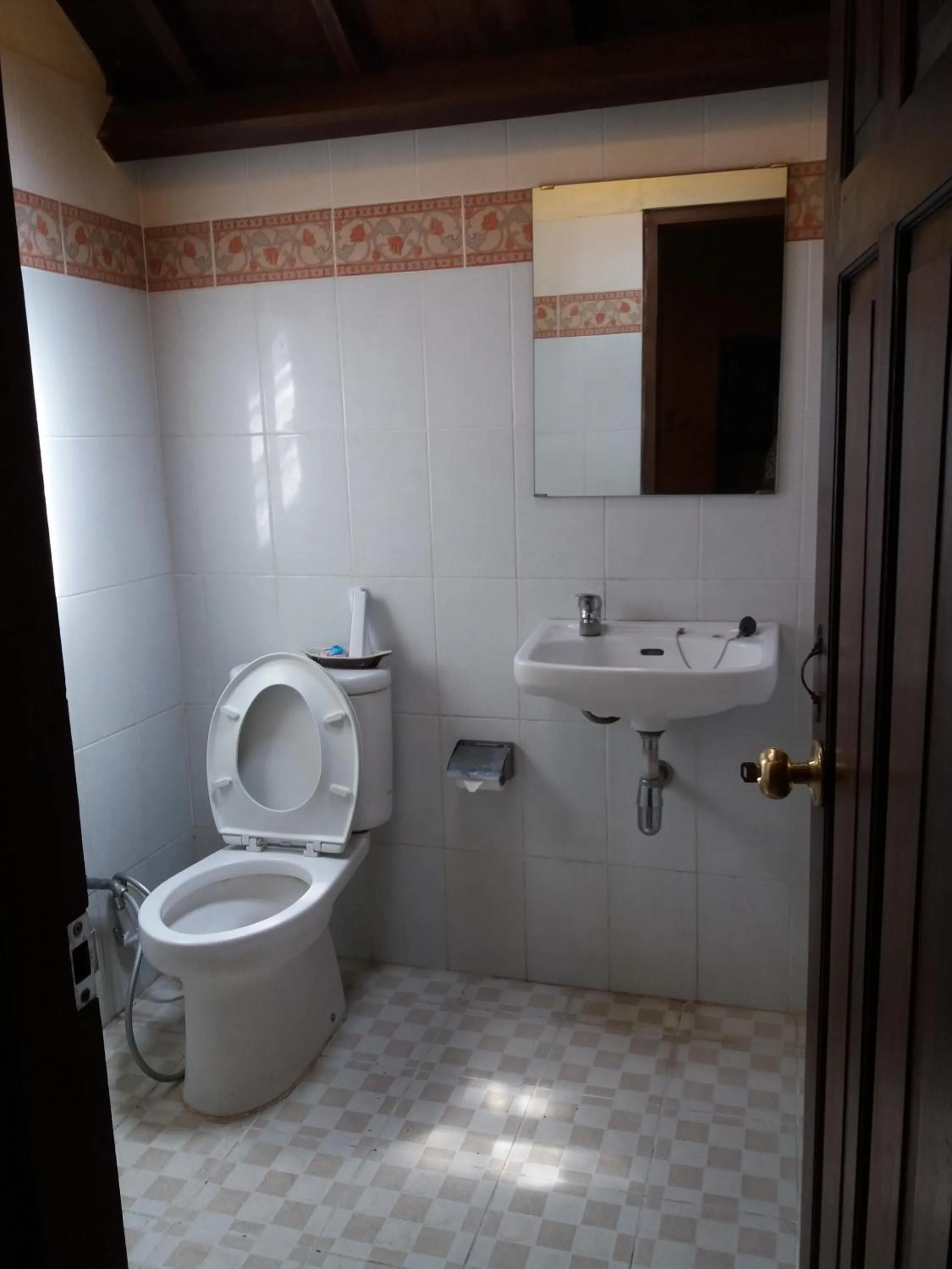 Toilet in Alam Jogja Resort Mitra RedDoorz