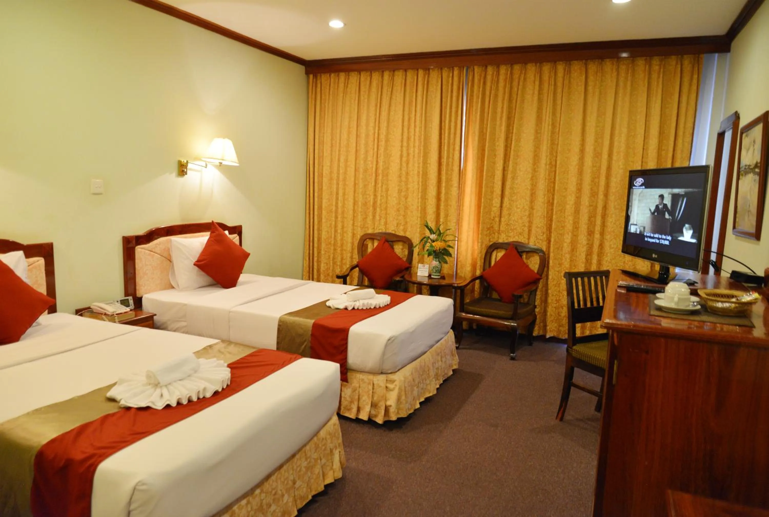 Bedroom, Bed in Angkor Hotel