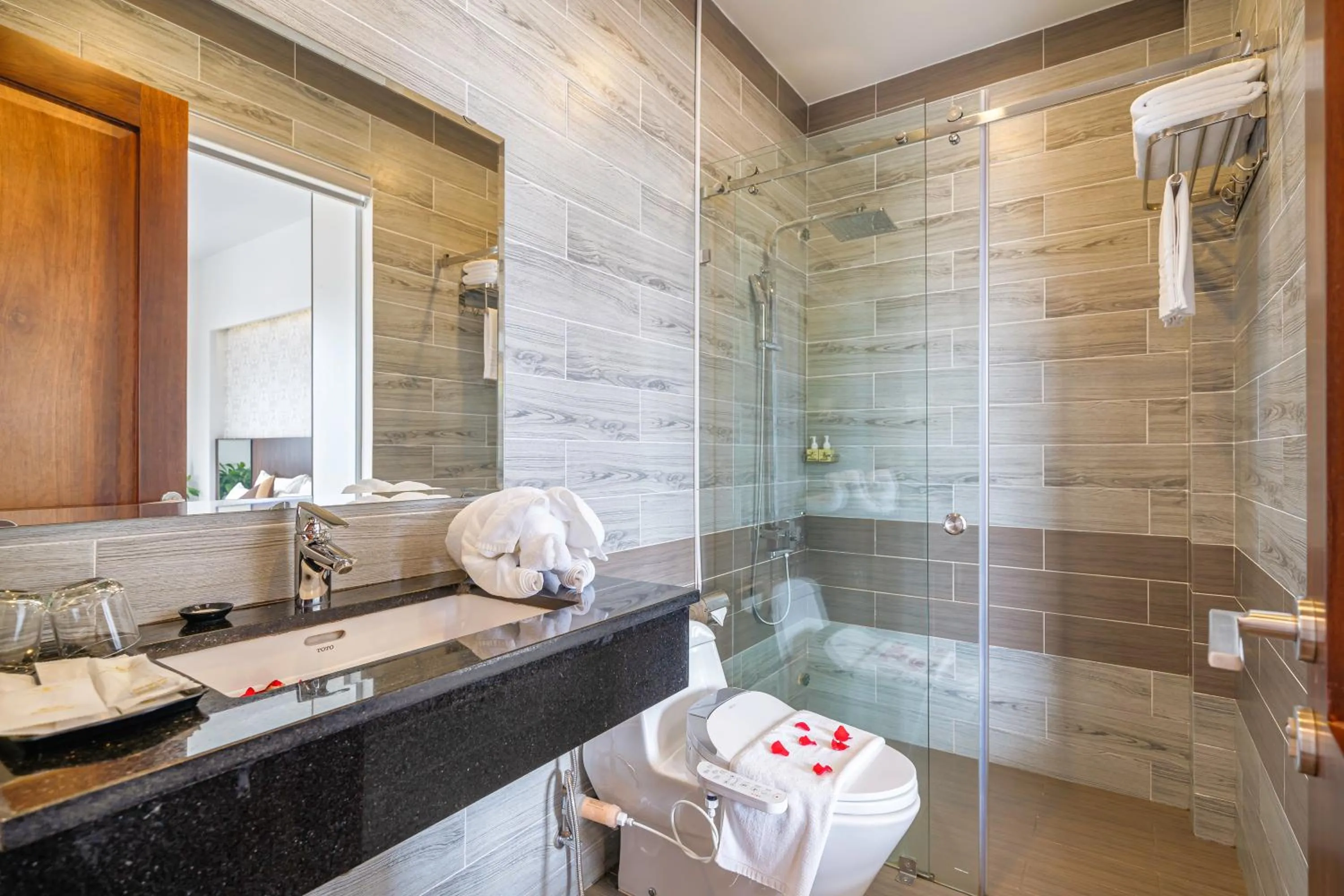 Bathroom in Minh Chien Hotel