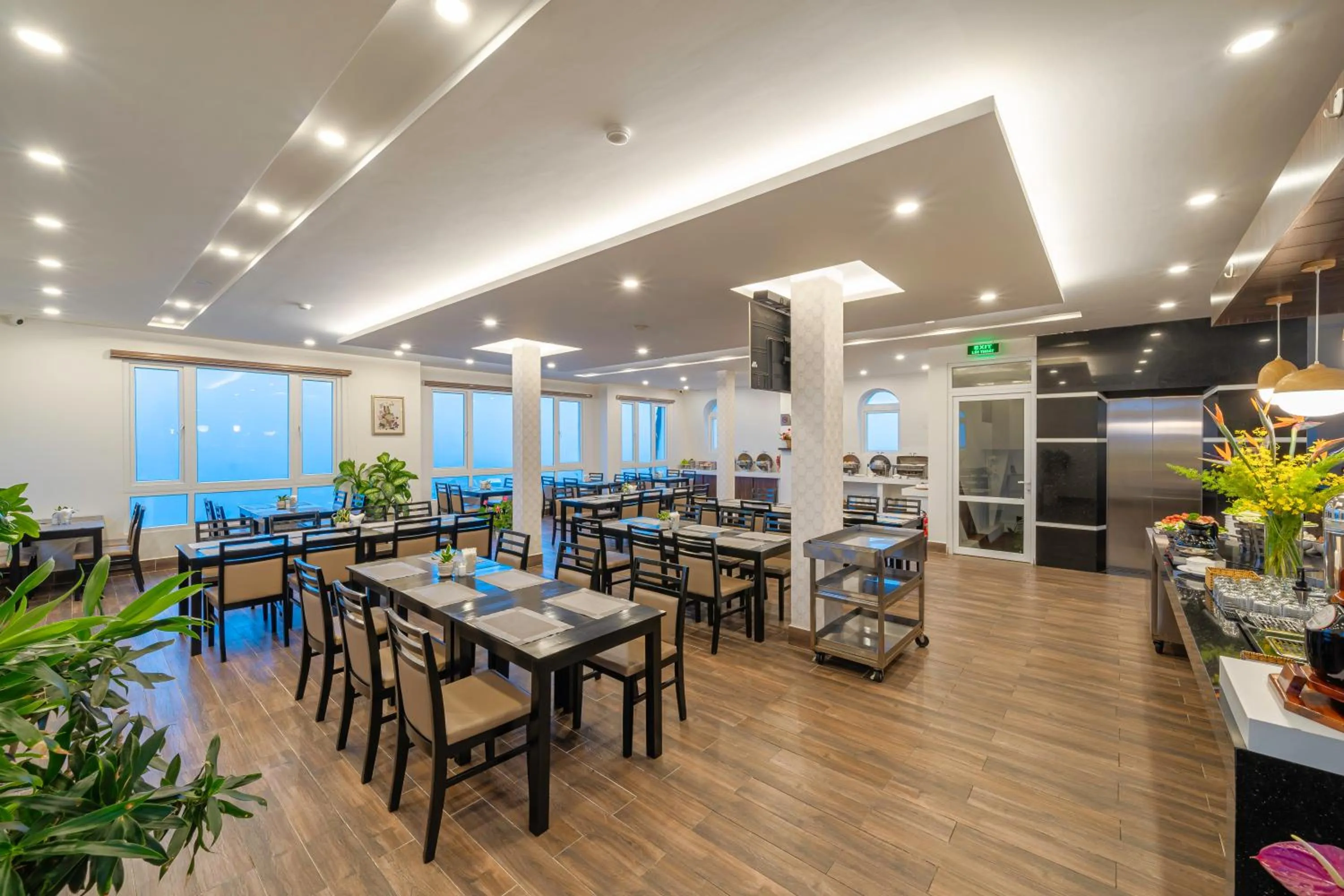 Restaurant/places to eat in Minh Chien Hotel