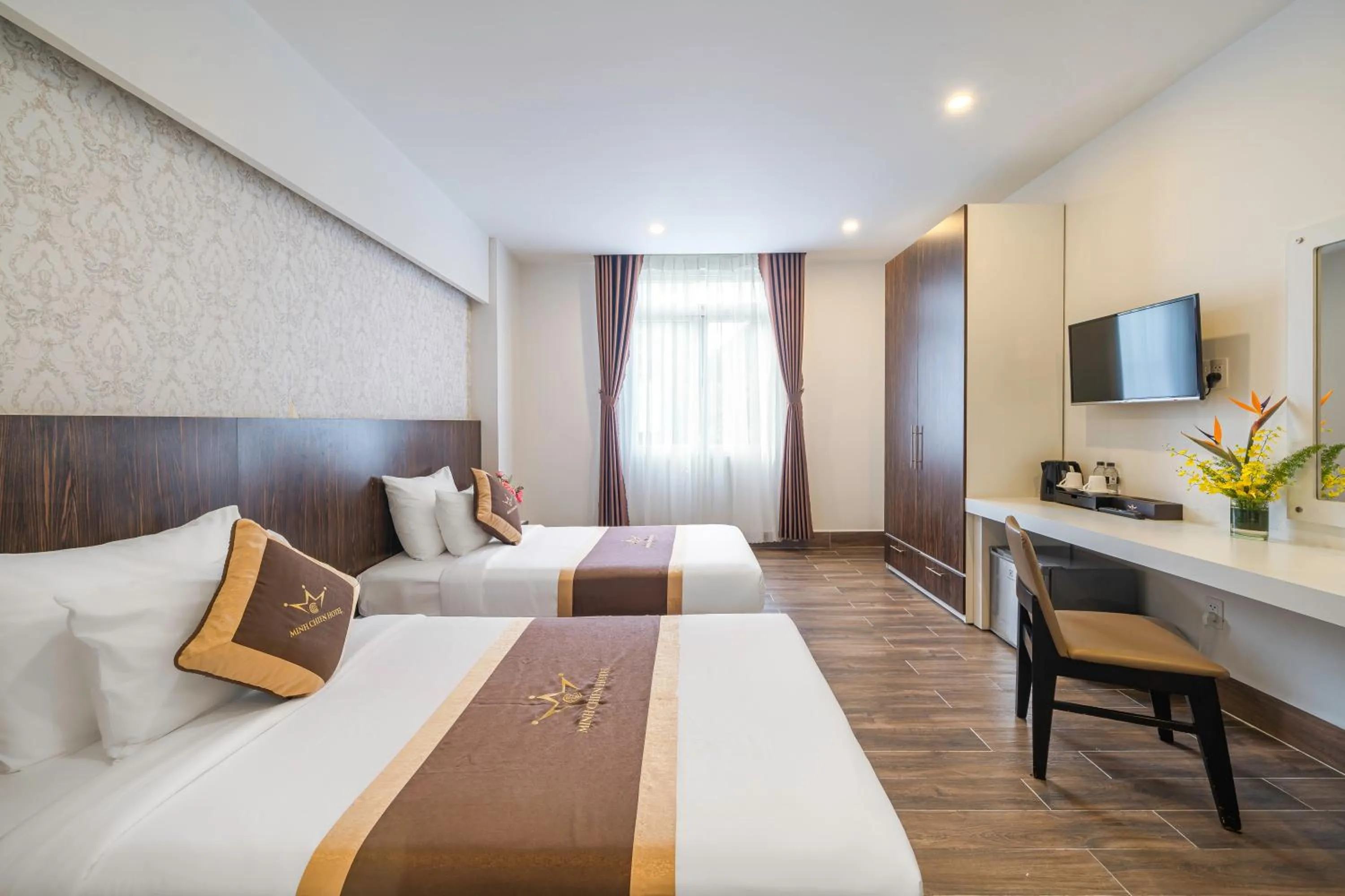 Bedroom, Bed in Minh Chien Hotel