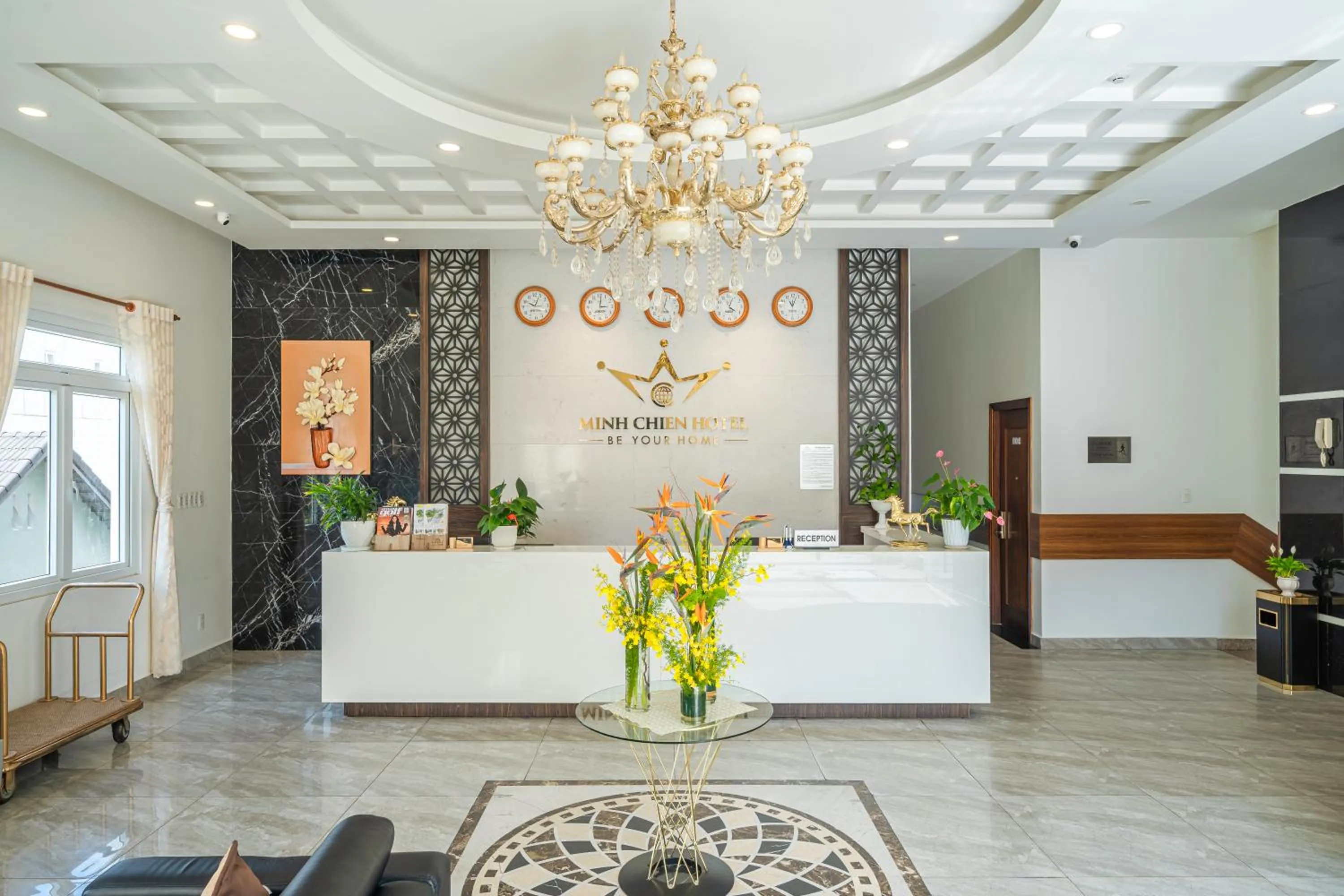 Lobby or reception in Minh Chien Hotel