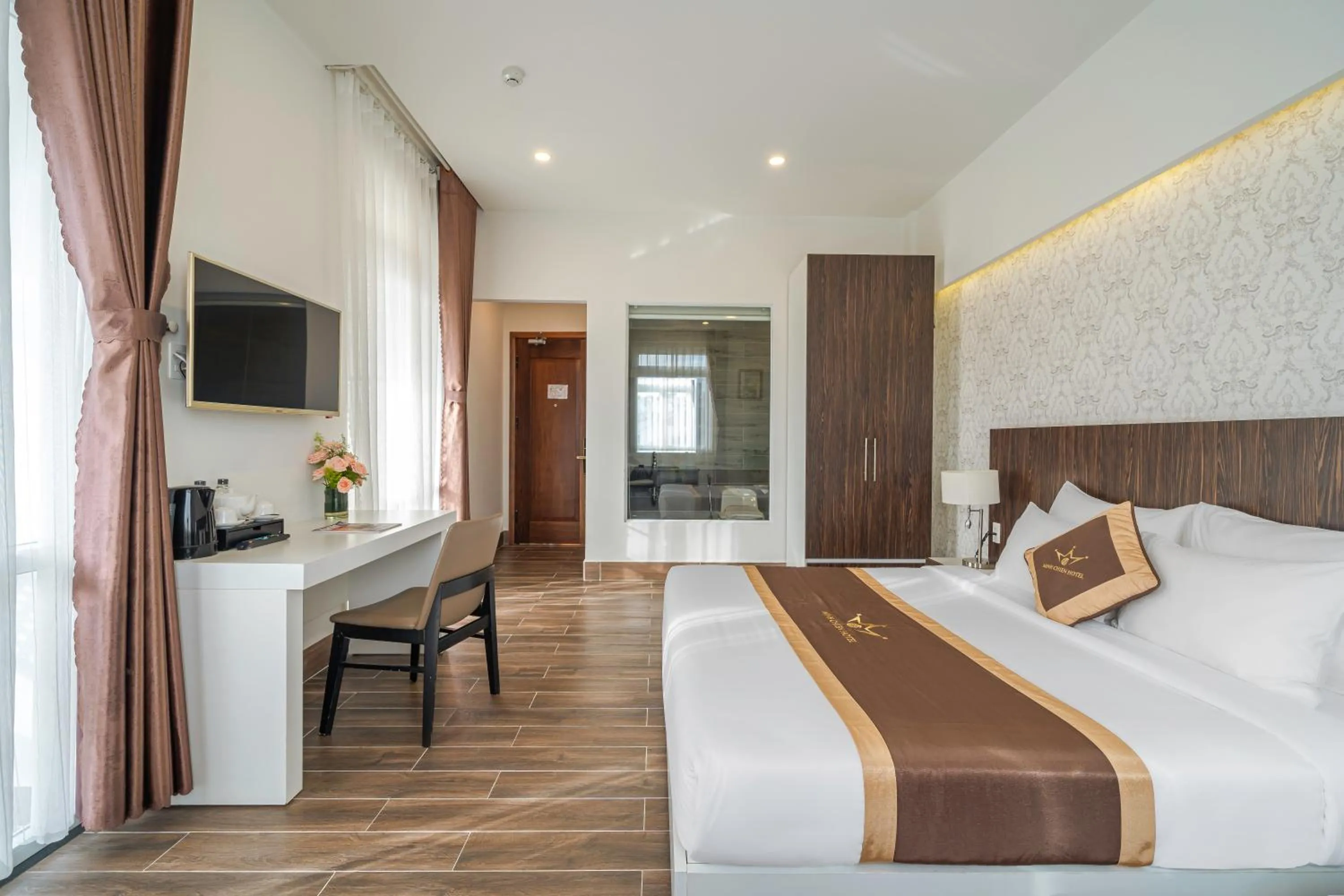 Bedroom, Bed in Minh Chien Hotel