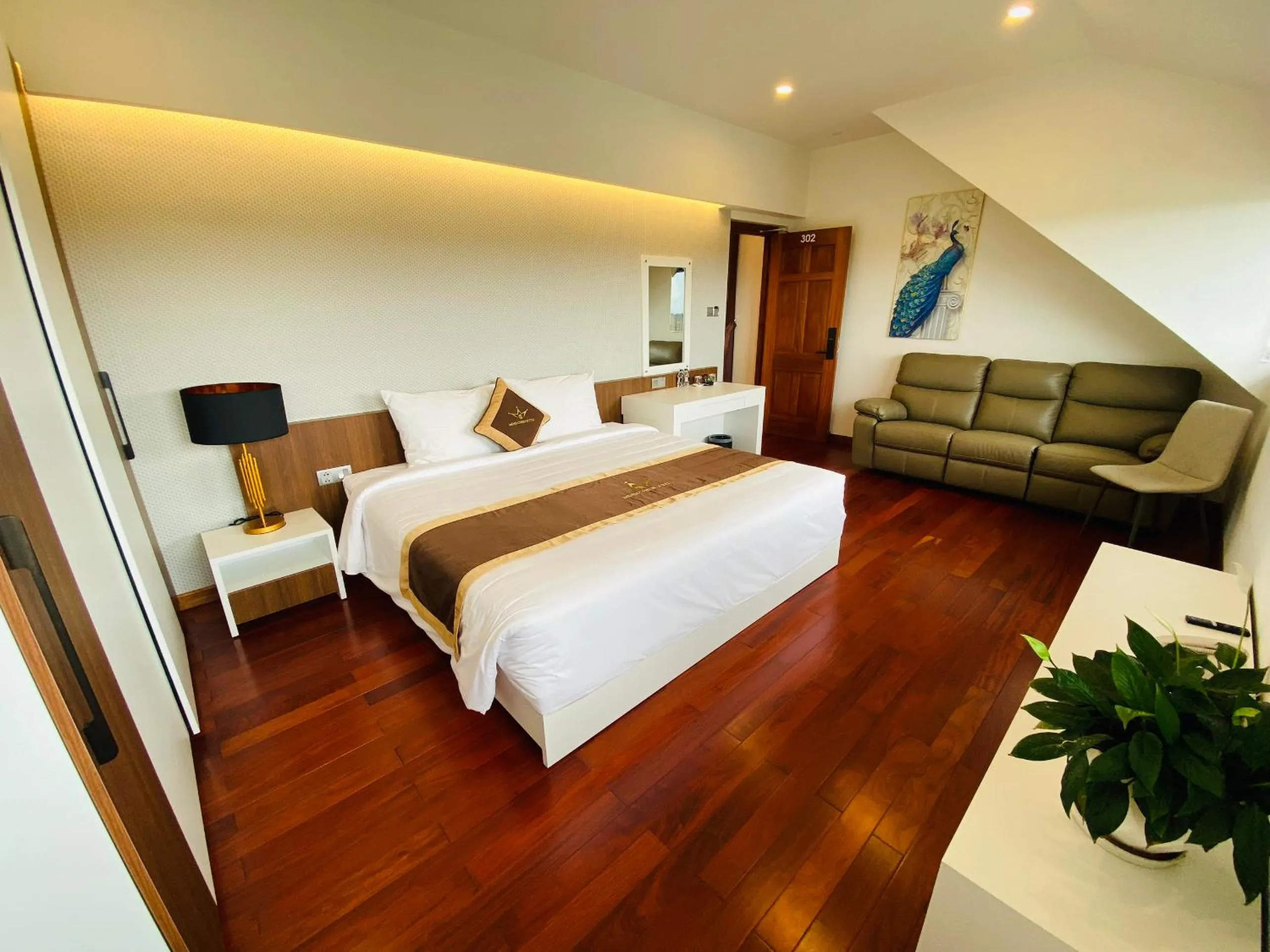 TV and multimedia, Bed in Minh Chien Hotel