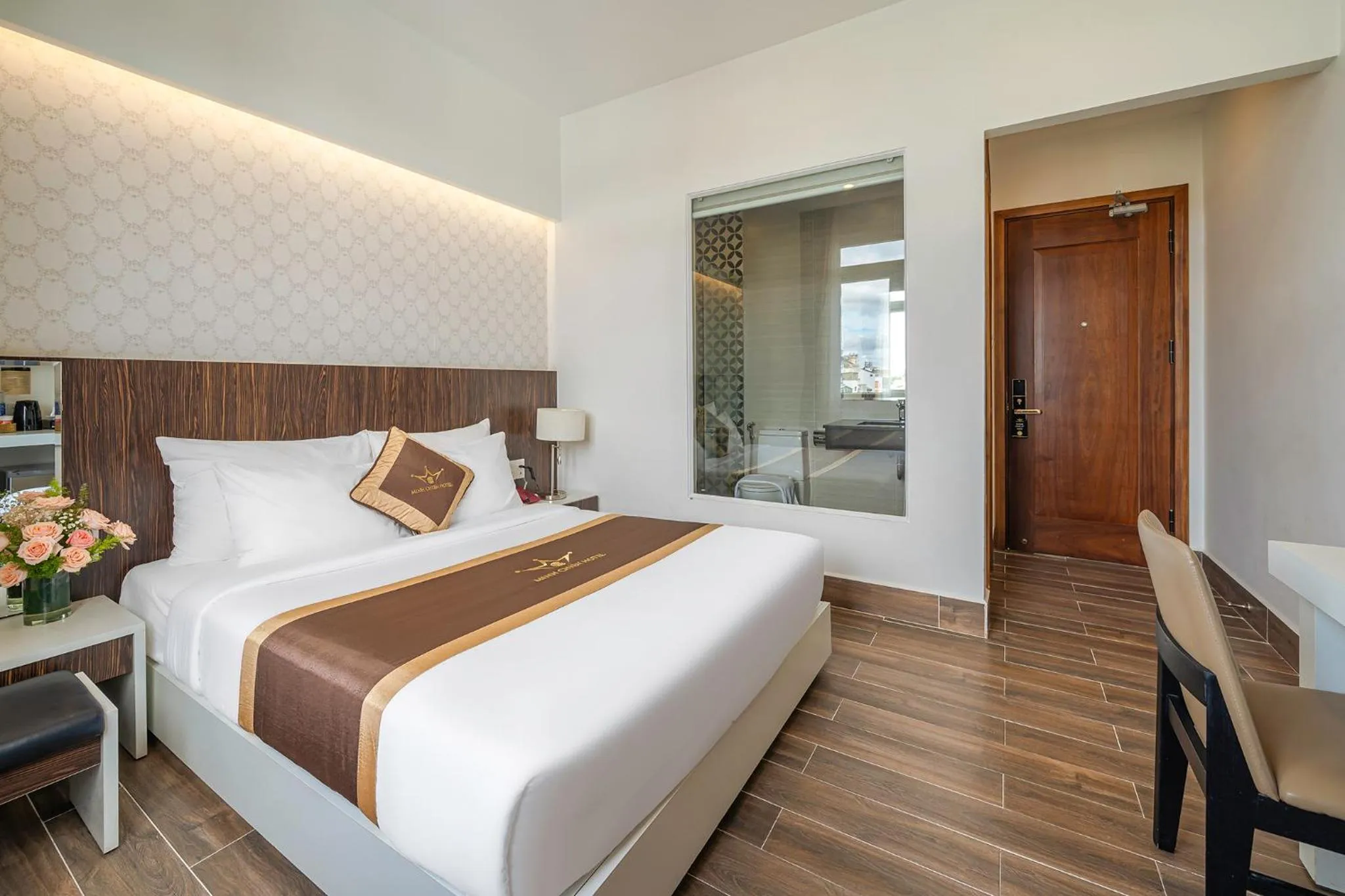 Bedroom, Bed in Minh Chien Hotel