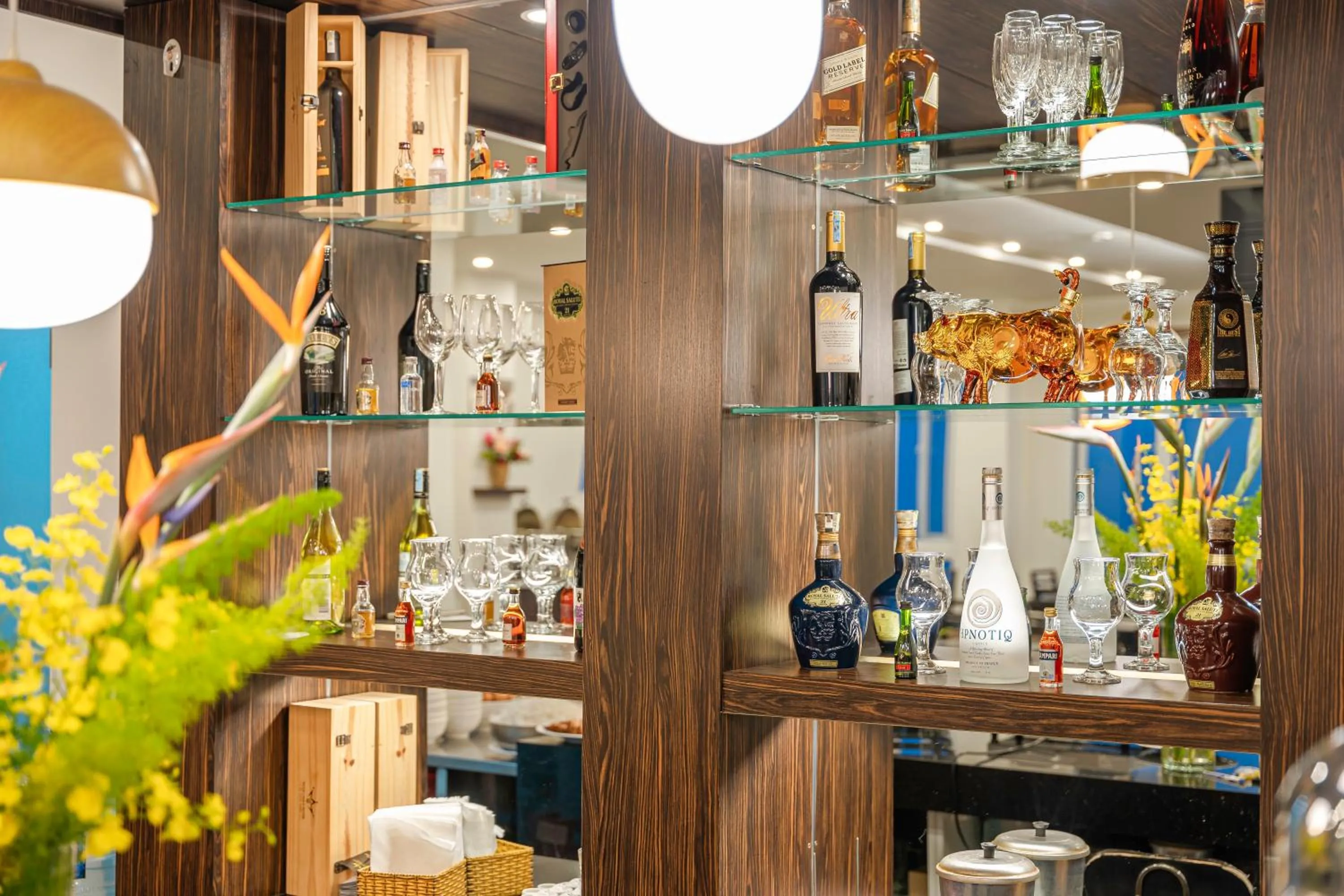 Restaurant/places to eat in Minh Chien Hotel