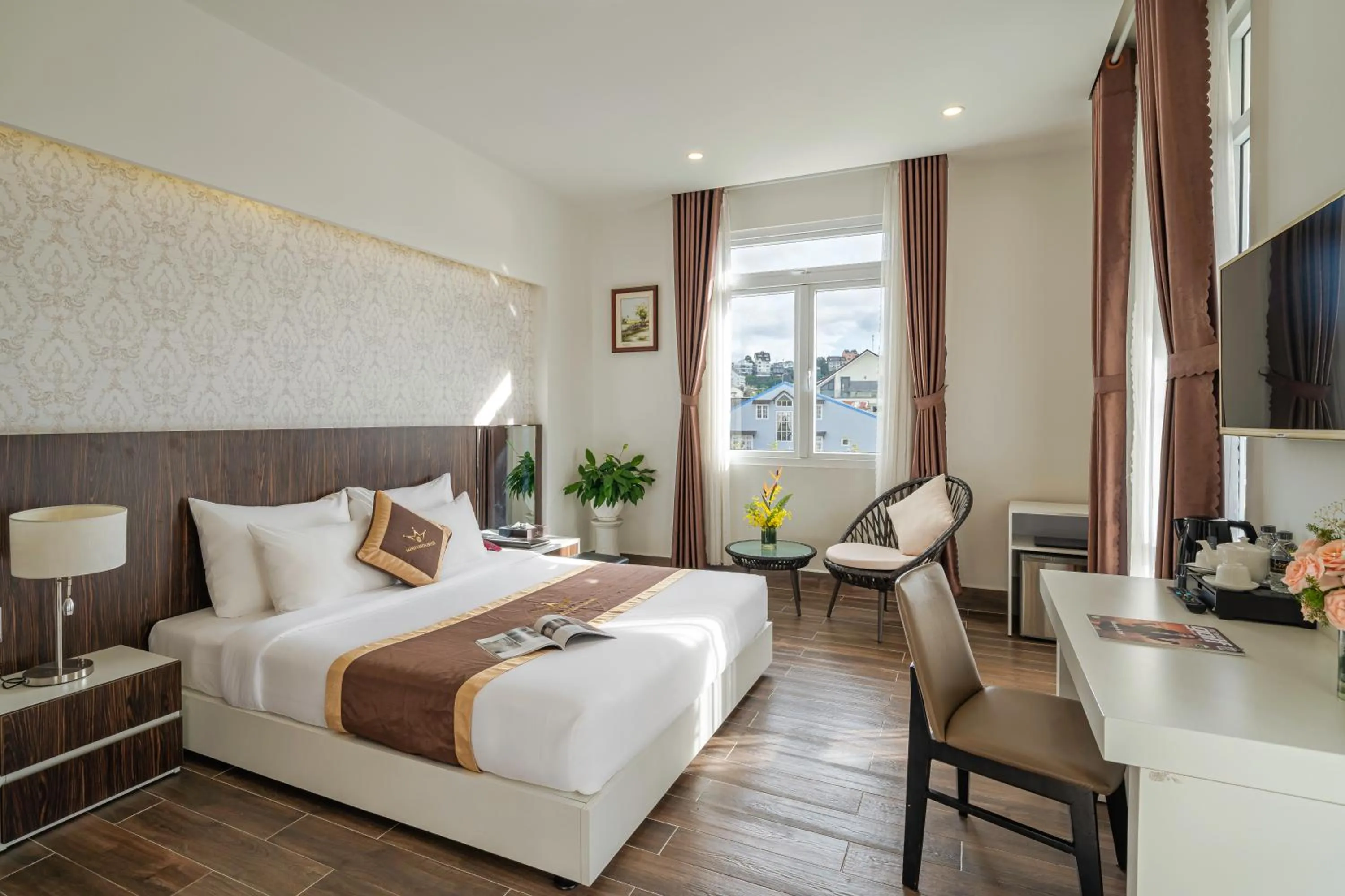 Photo of the whole room, Bed in Minh Chien Hotel