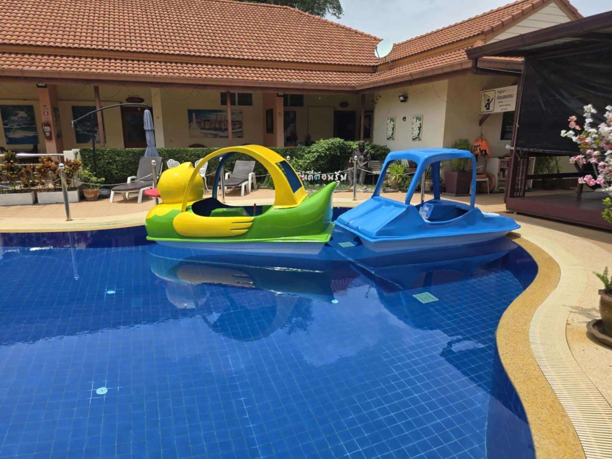 Baan Sabaijai Resort