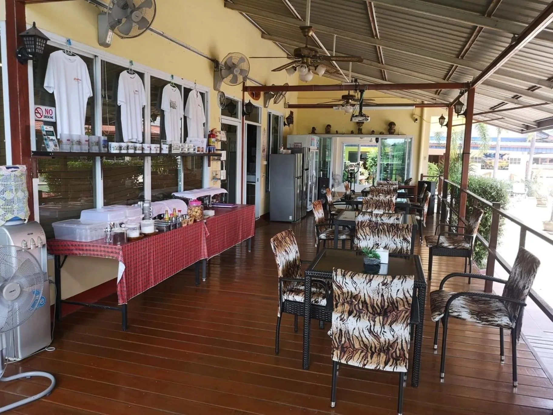 Restaurant/places to eat in Baan Sabaijai Resort