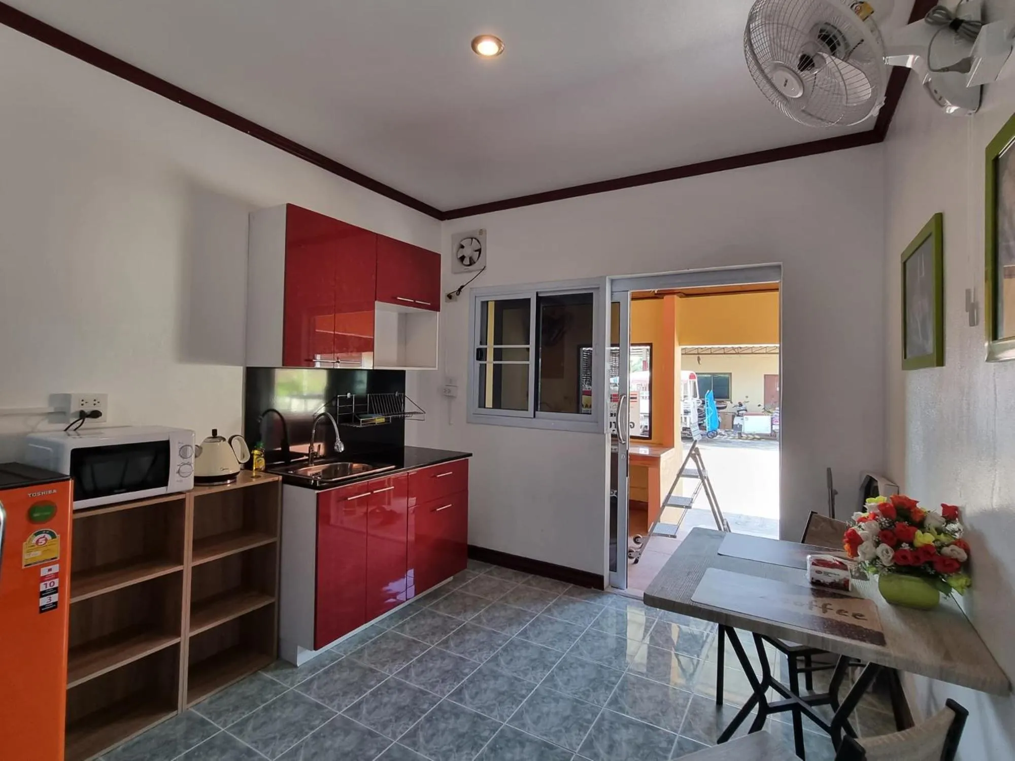 Baan Sabaijai Resort