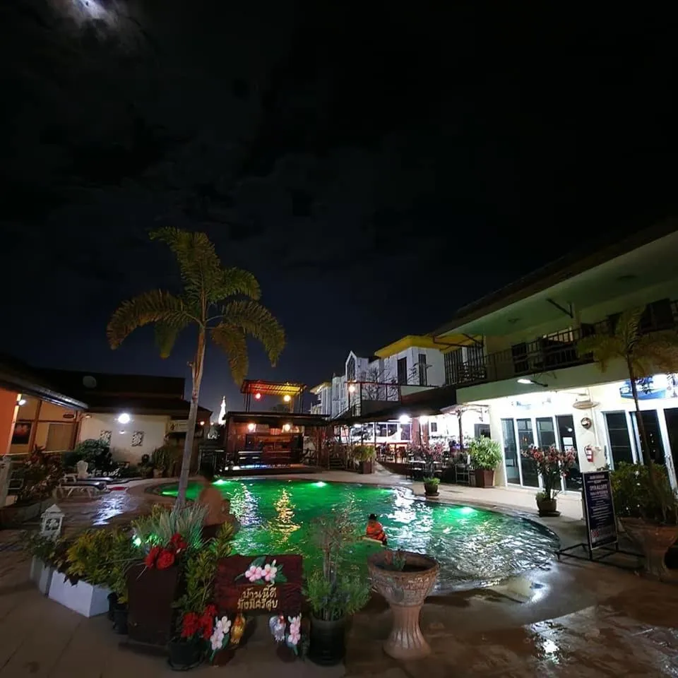 Baan Sabaijai Resort