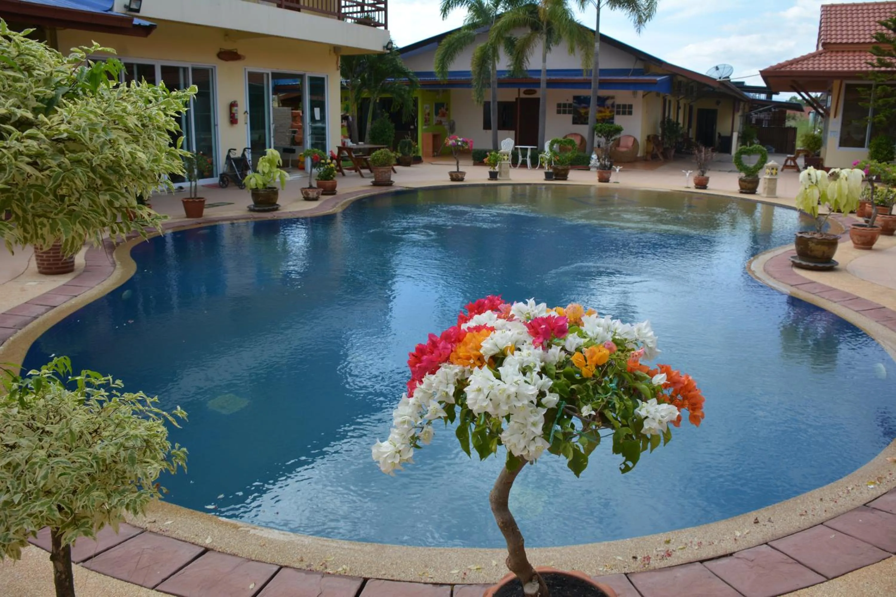 Pool view in Baan Sabaijai Resort