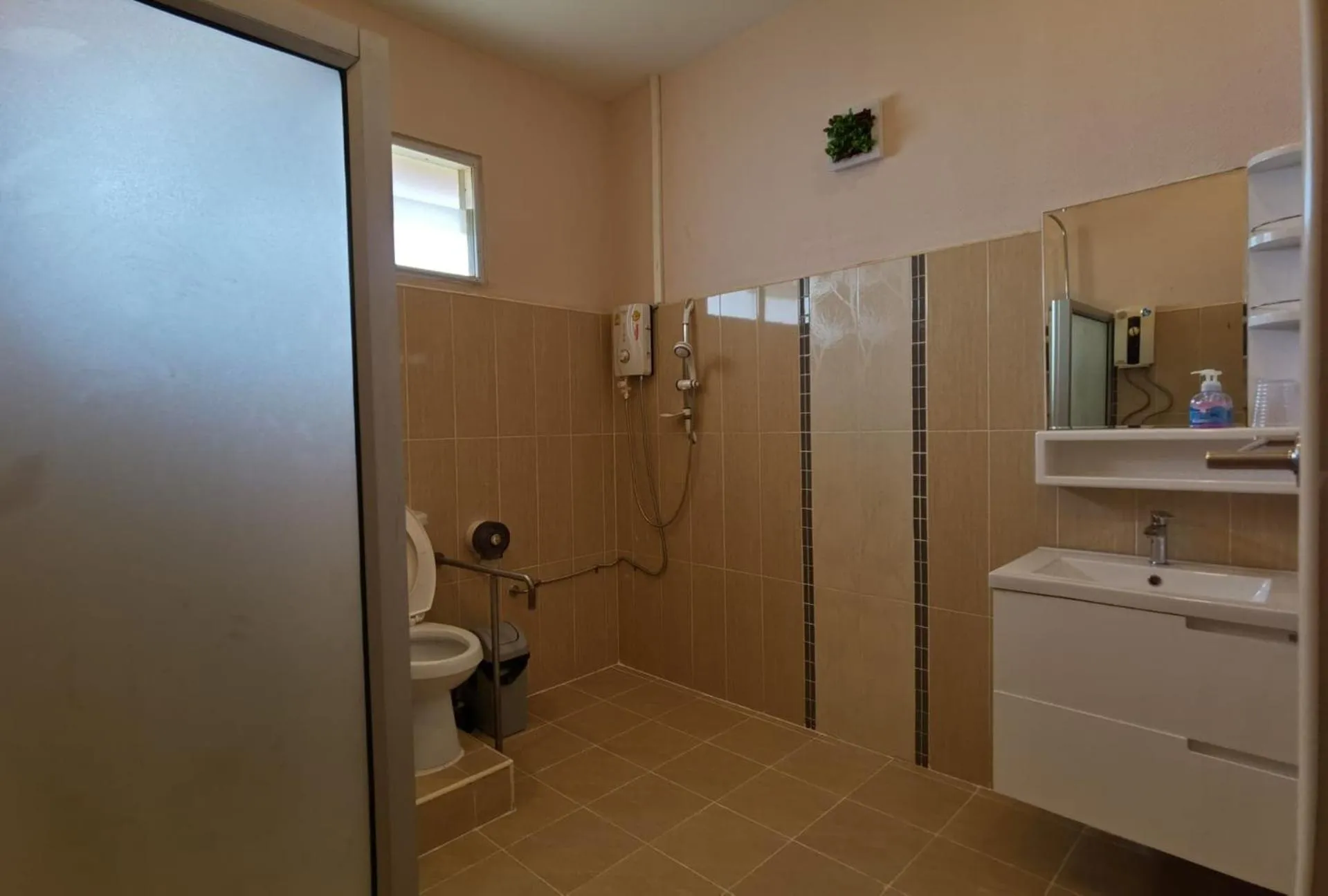 Baan Sabaijai Resort