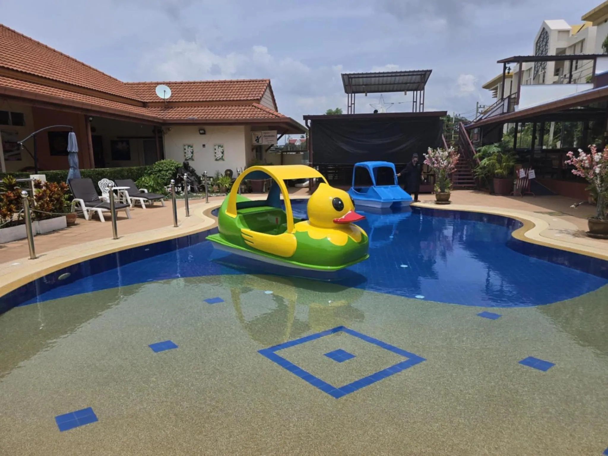 Baan Sabaijai Resort