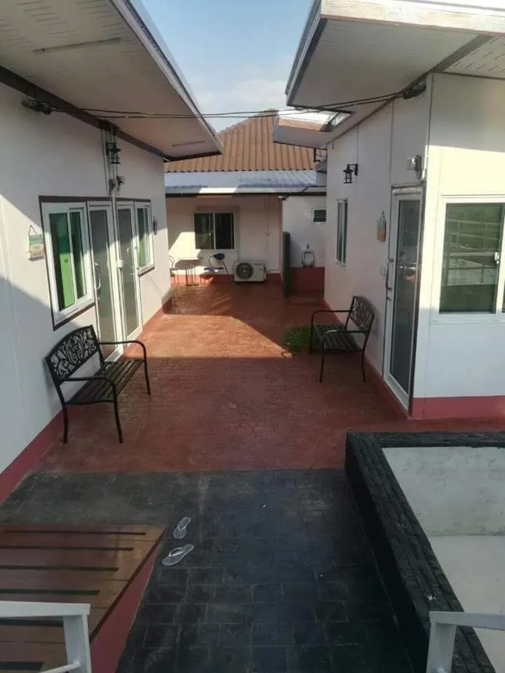 Baan Sabaijai Resort