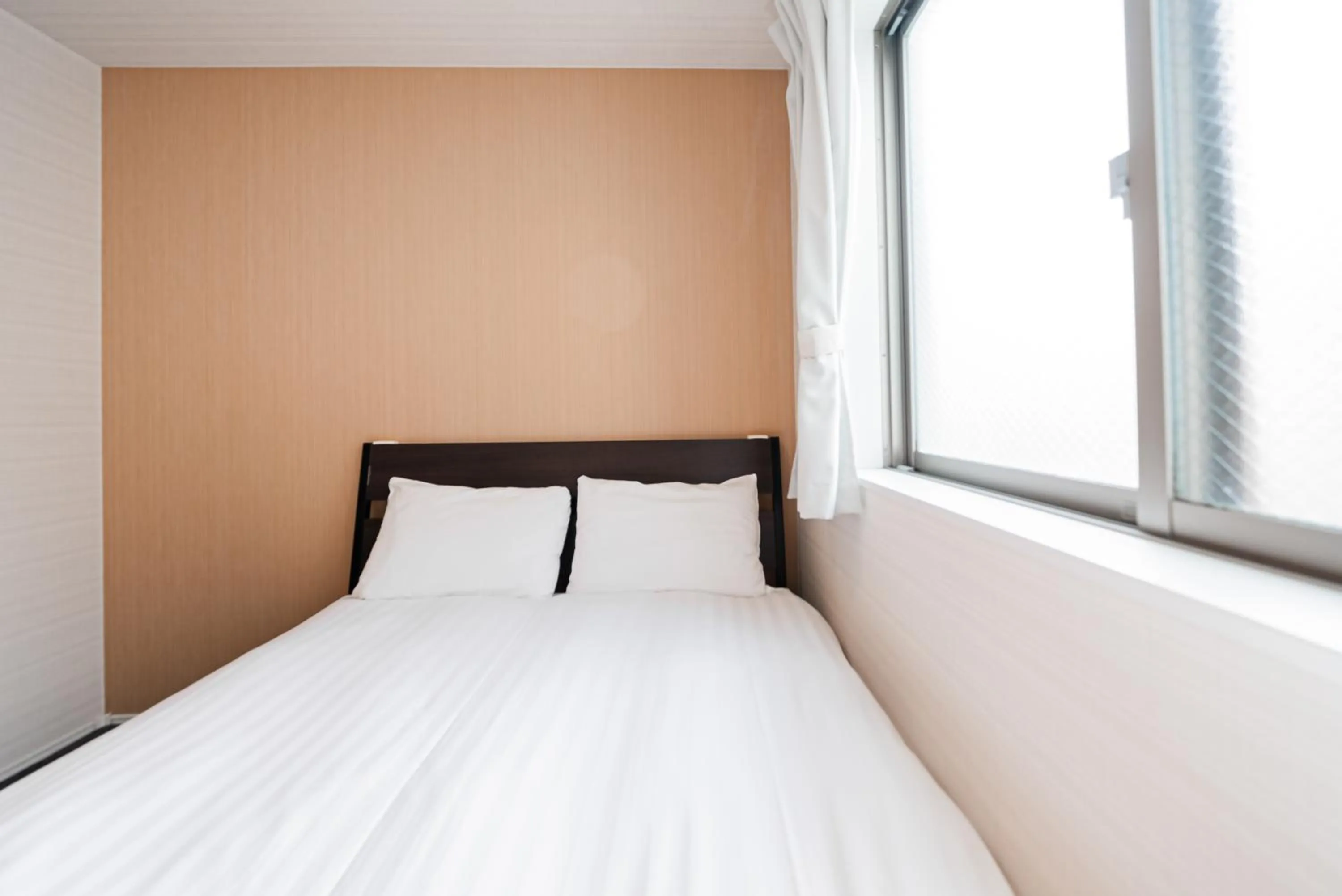 Bedroom, Bed in GLOU Higashi Shinjuku