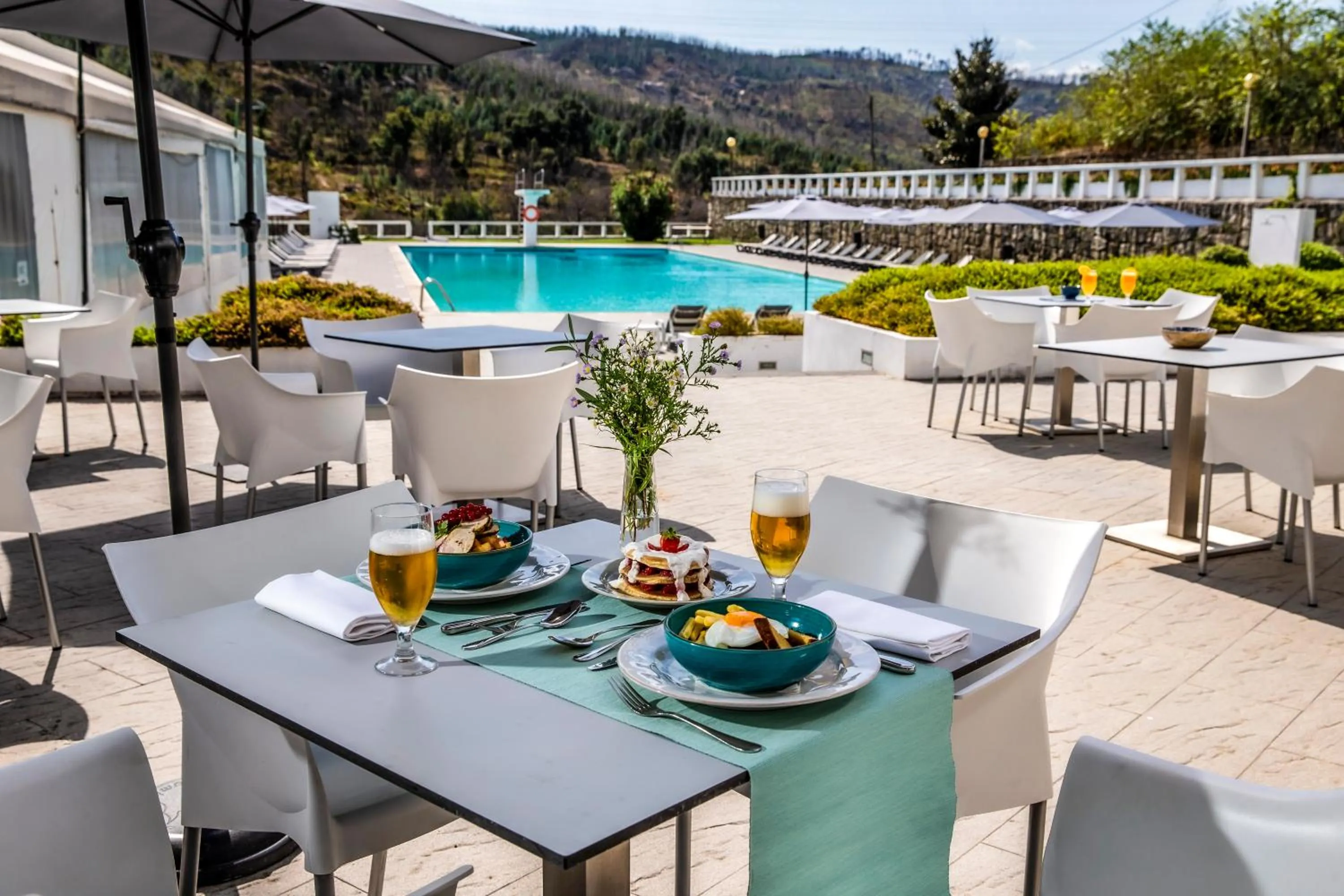 Lounge or bar in Grande Hotel das Caldas da Felgueira