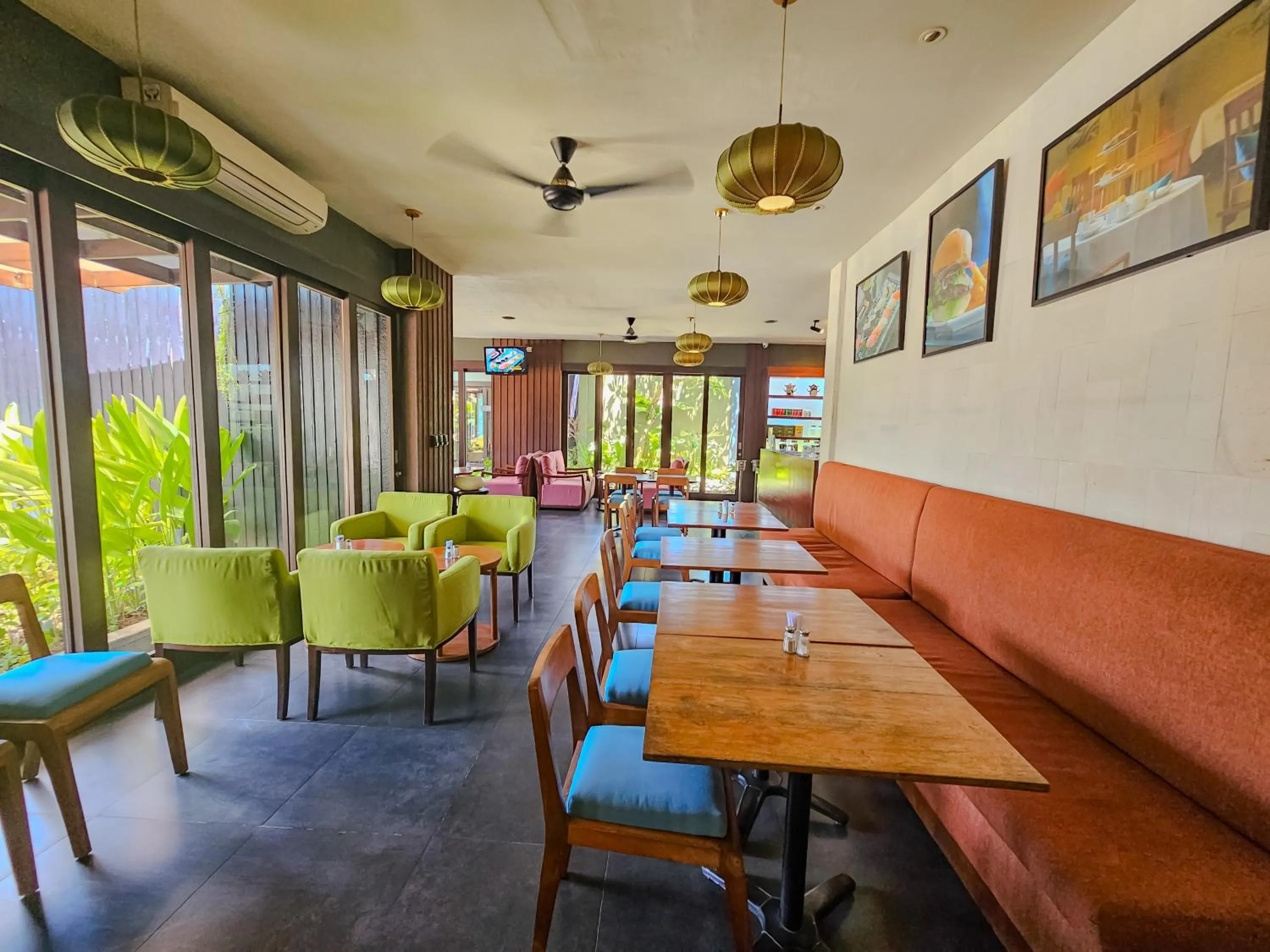 Restaurant/places to eat in Seminyak Icon - by Karaniya Experience - CHSE certified