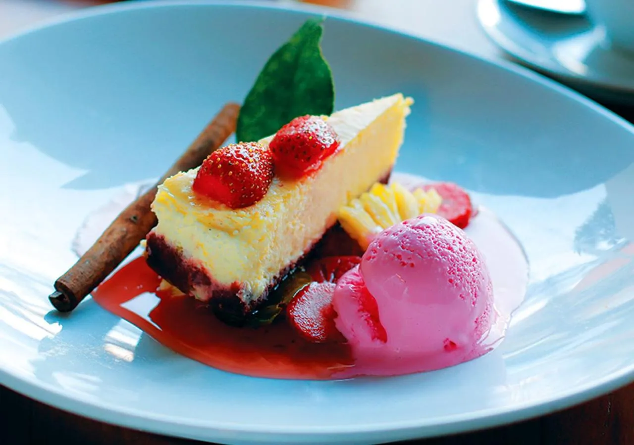 Food and drinks in Seminyak Icon - by Karaniya Experience - CHSE certified