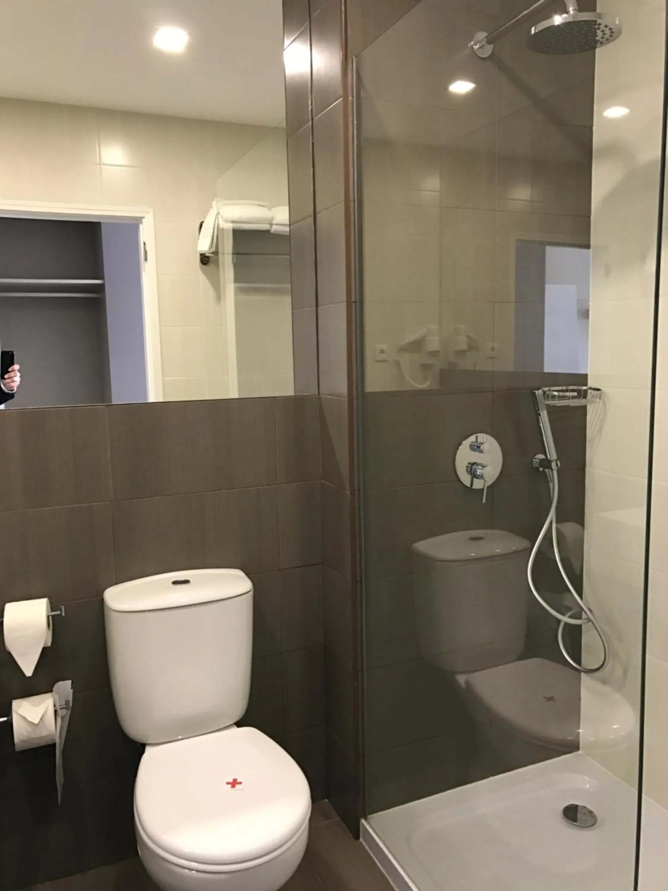 Shower in Hotel do Parque