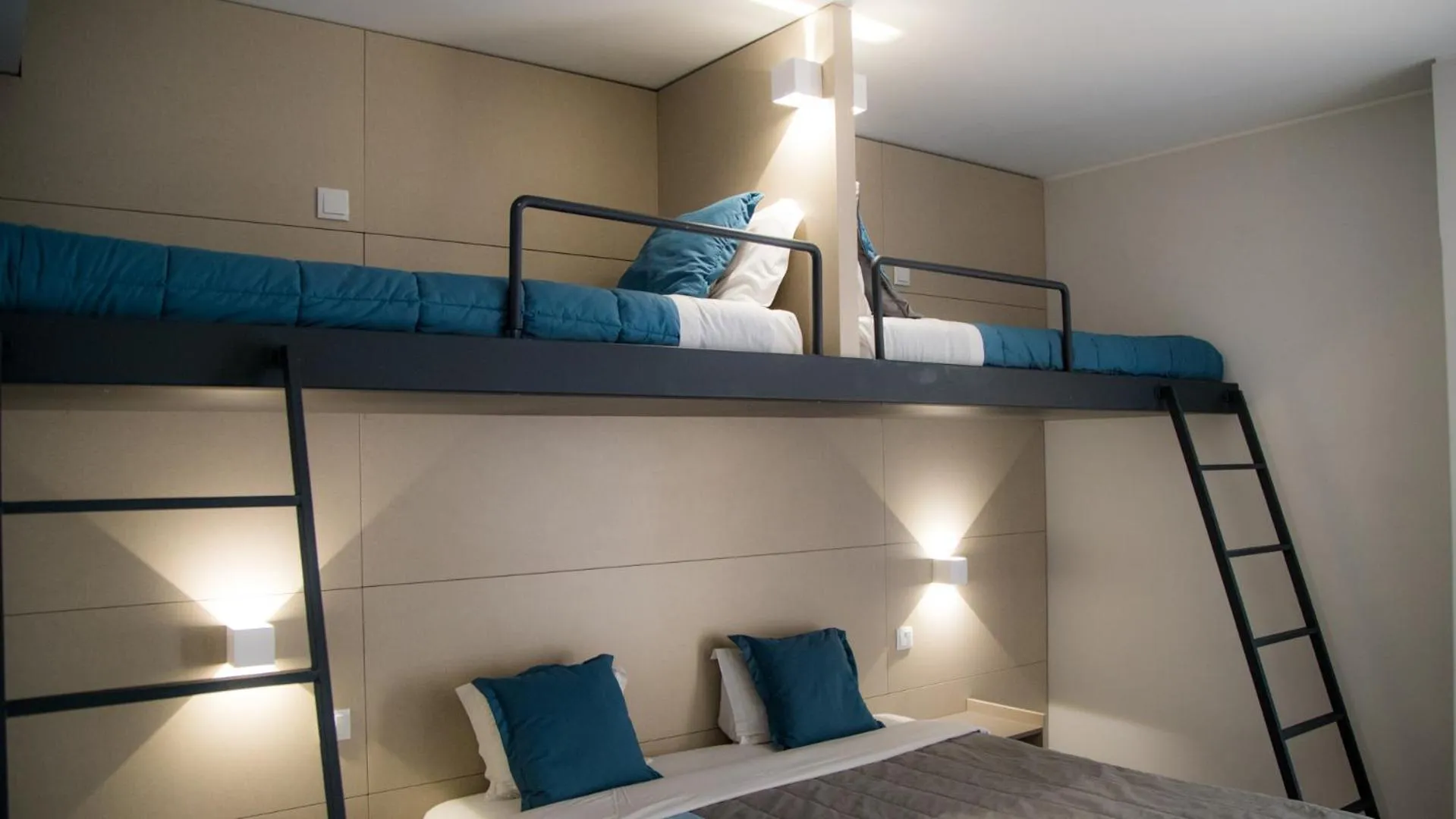 bunk bed, Bed in Hotel do Parque