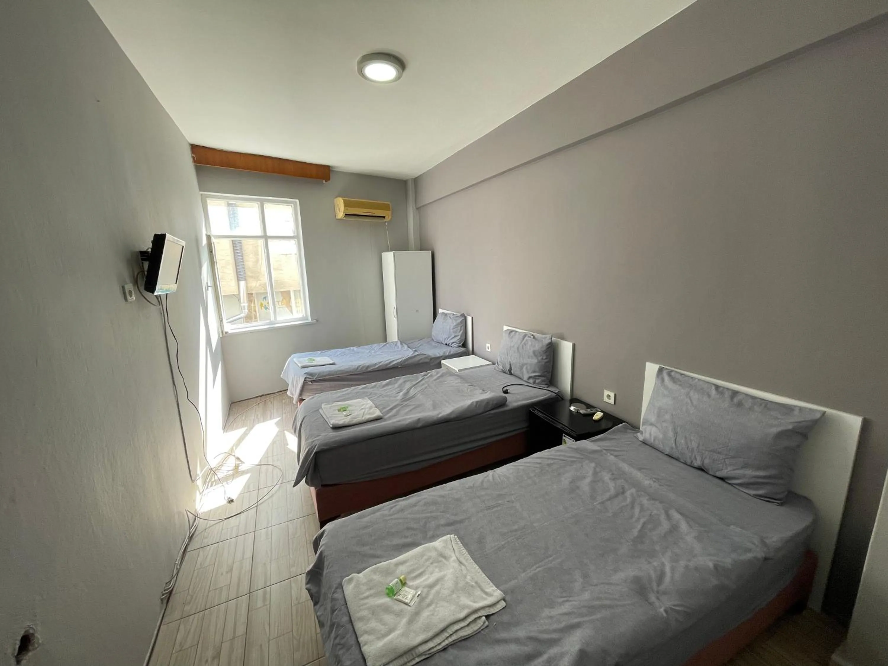 Photo of the whole room, Bed in Ersoy Ak Pansiyon