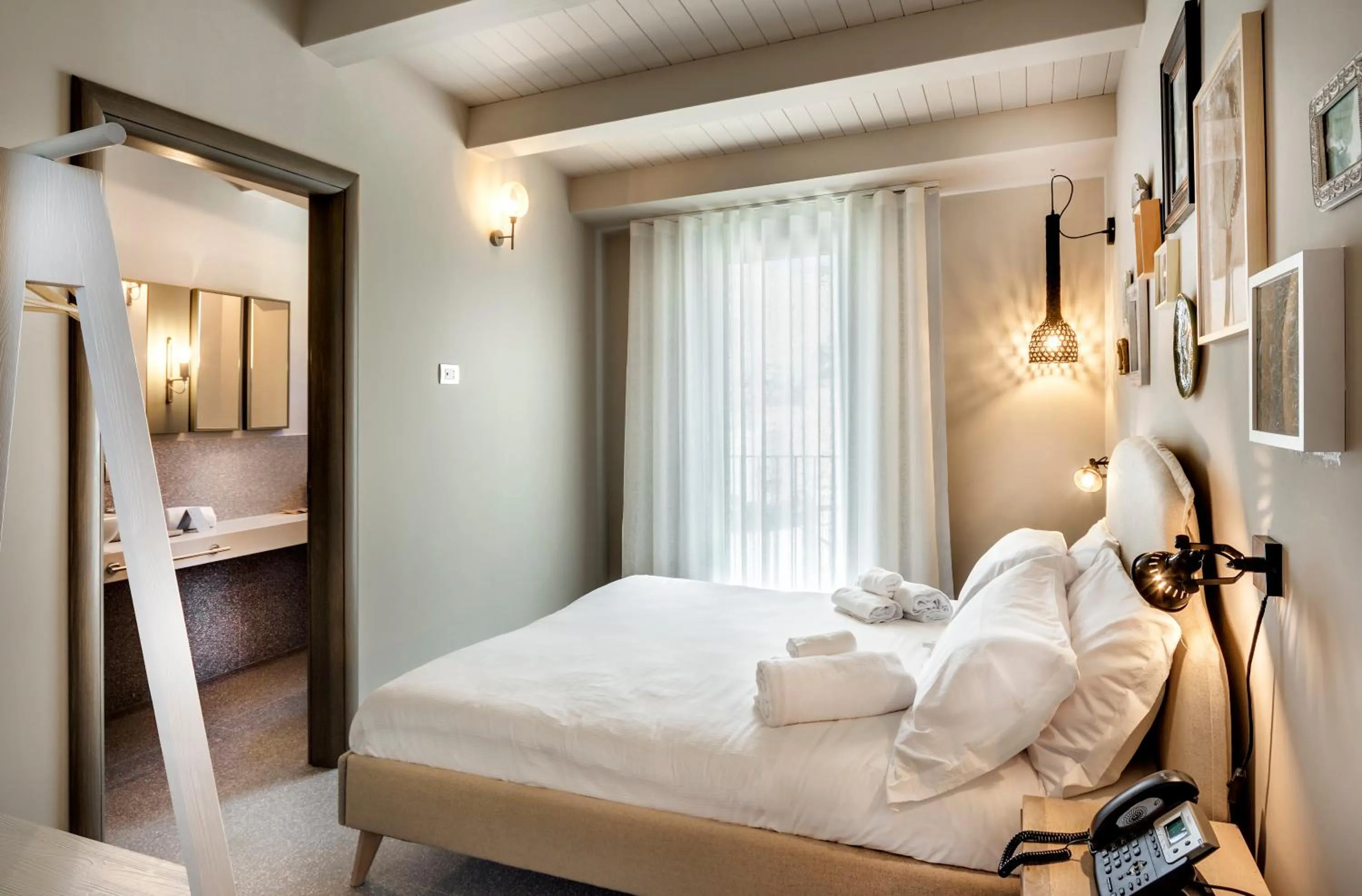 Bed in Relais Chiaramonte