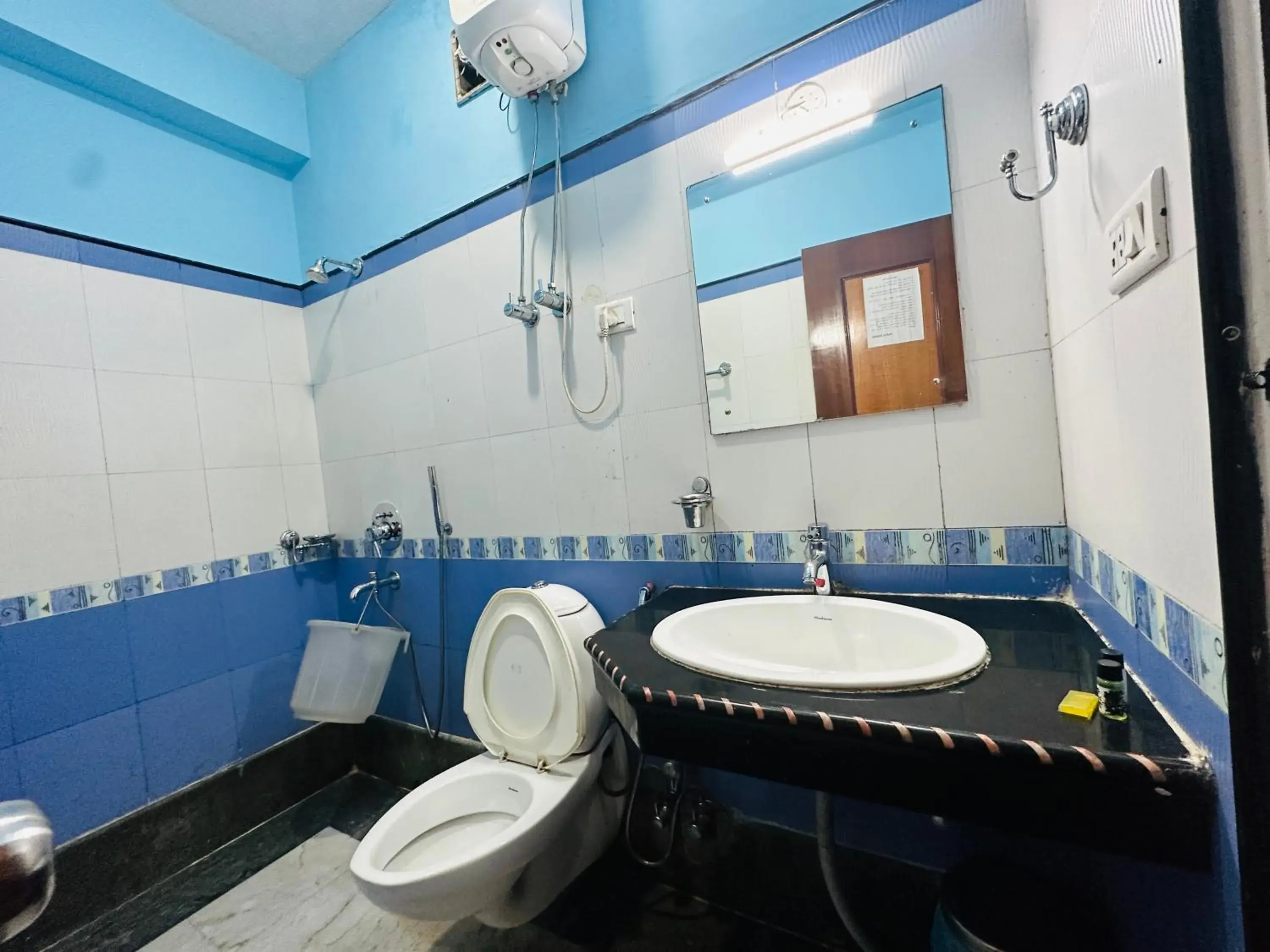 Triple Room with Mountain View - single occupancy in Hotel Gajraj Triple Room with Mountain View - single occupancy in Hotel Gajraj