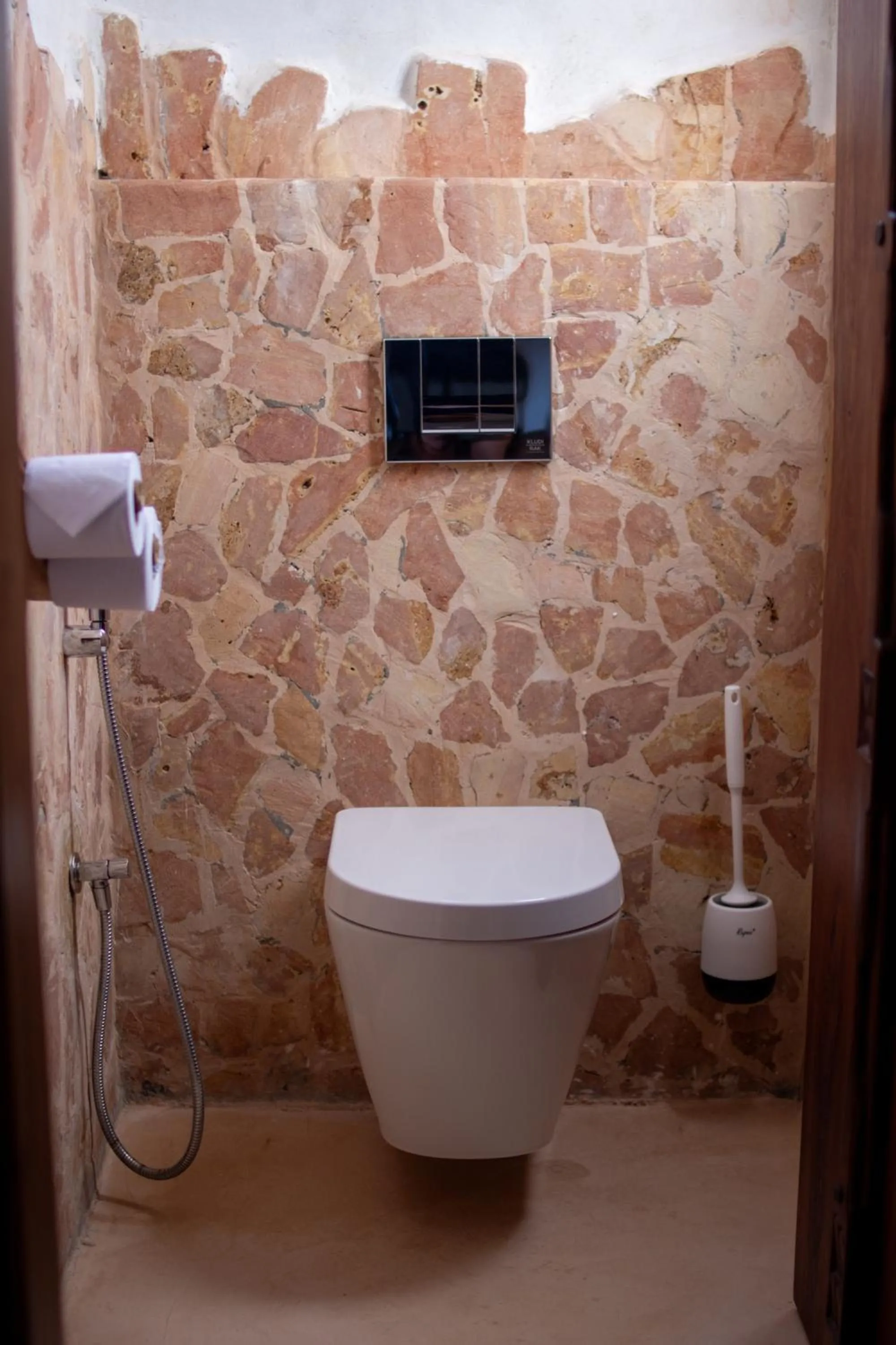Toilet in Mvuvi Boutique Resort