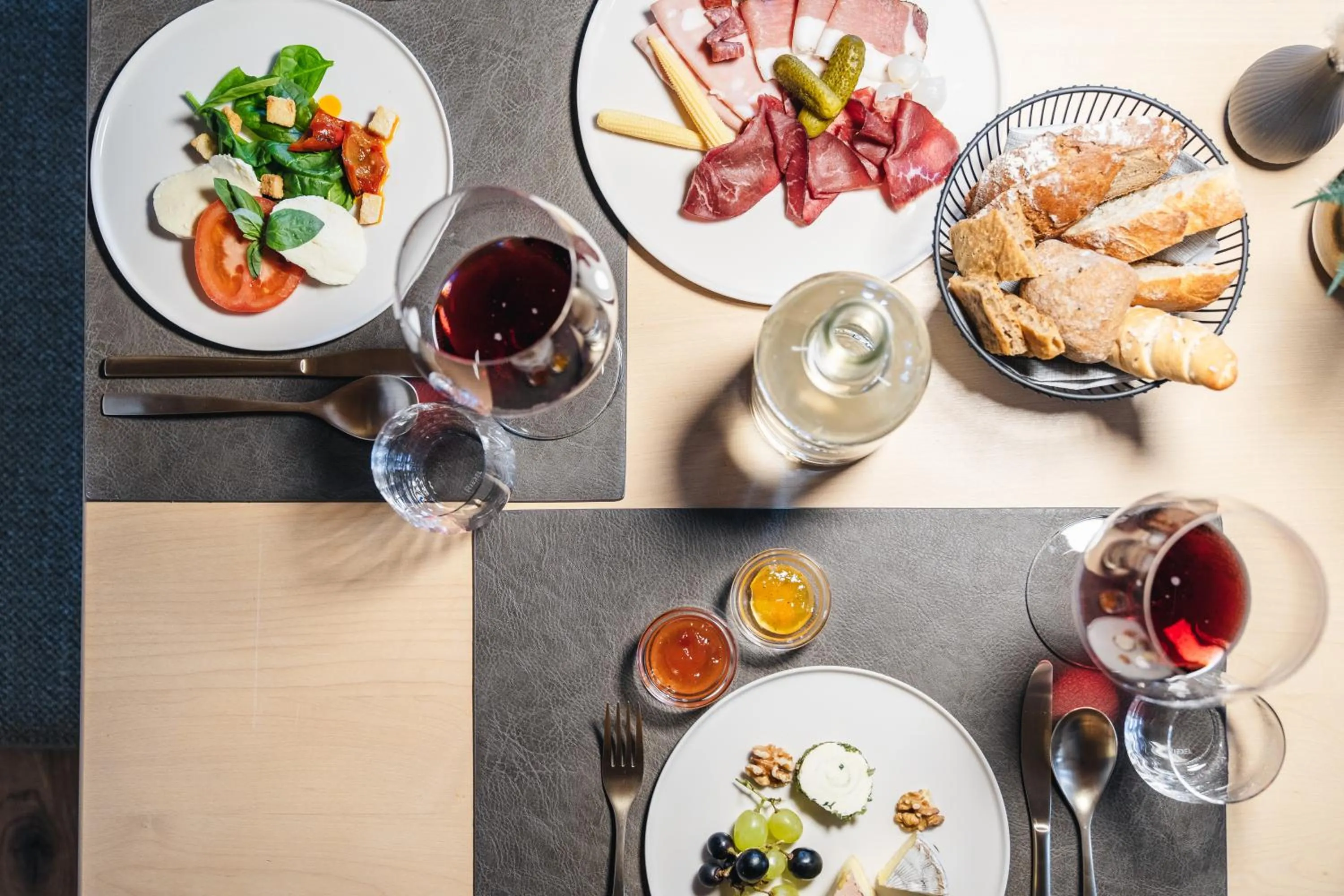 Restaurant/places to eat in ARPURIA l 4 Star Superior l Adults Only