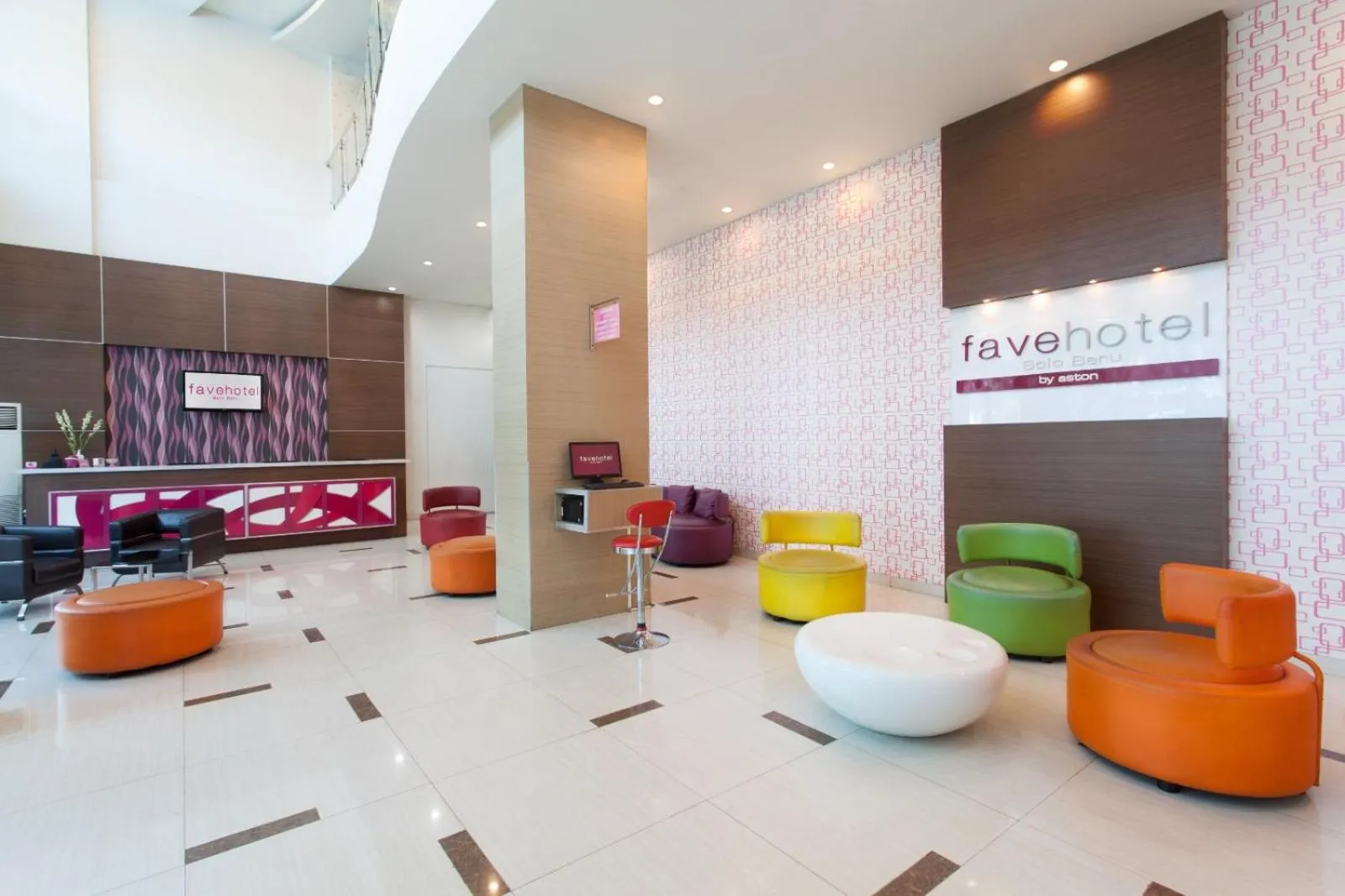 Lobby or reception in favehotel Solo Baru