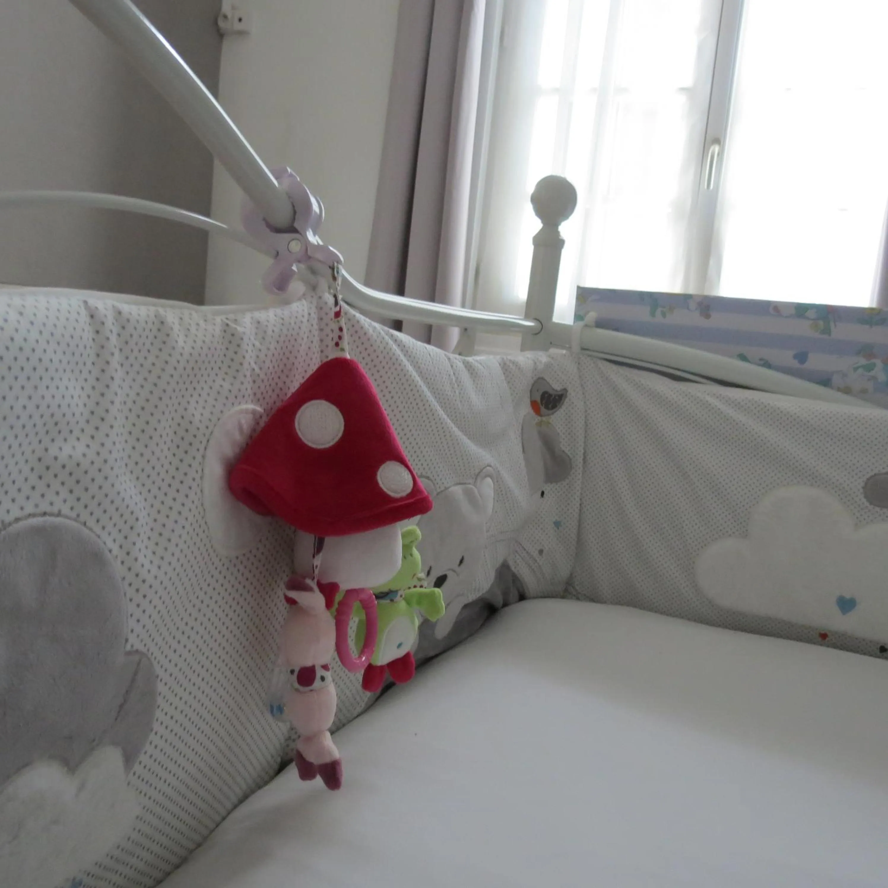 cot, Bed in Hotel Au Petit Béarn