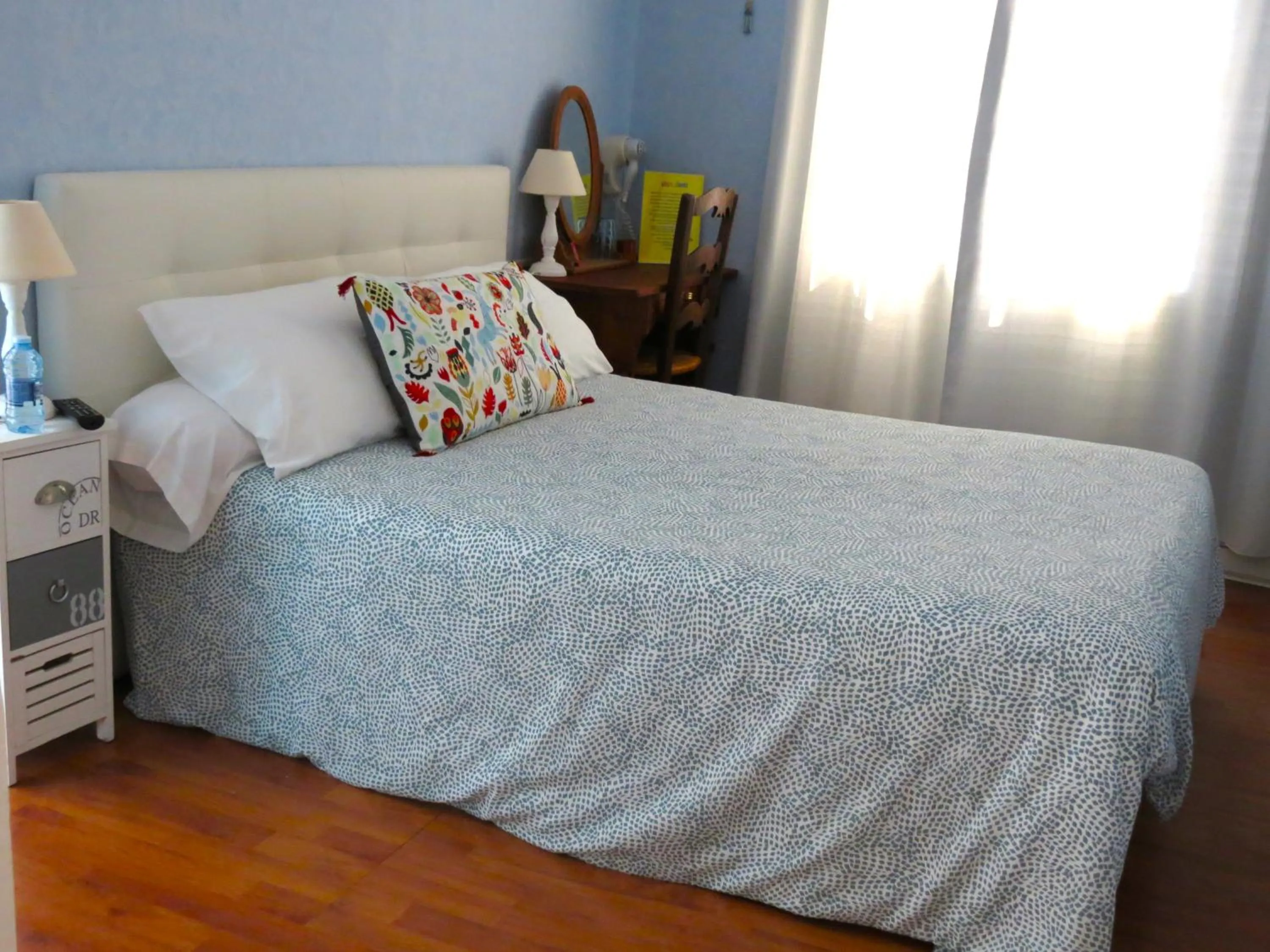 Bedroom, Bed in Hotel Au Petit Béarn