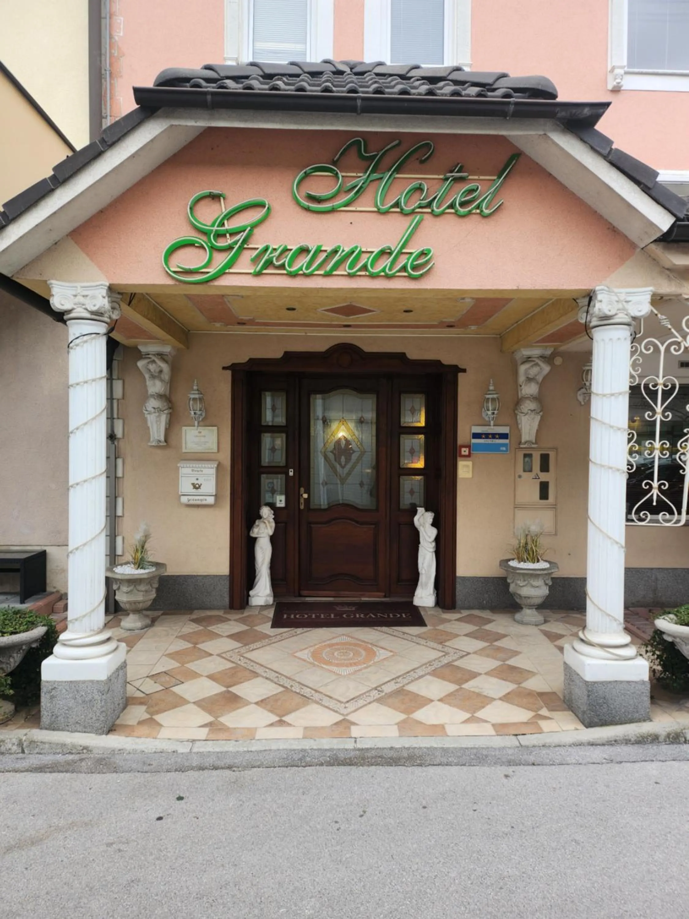 Property building in Hotel Grande