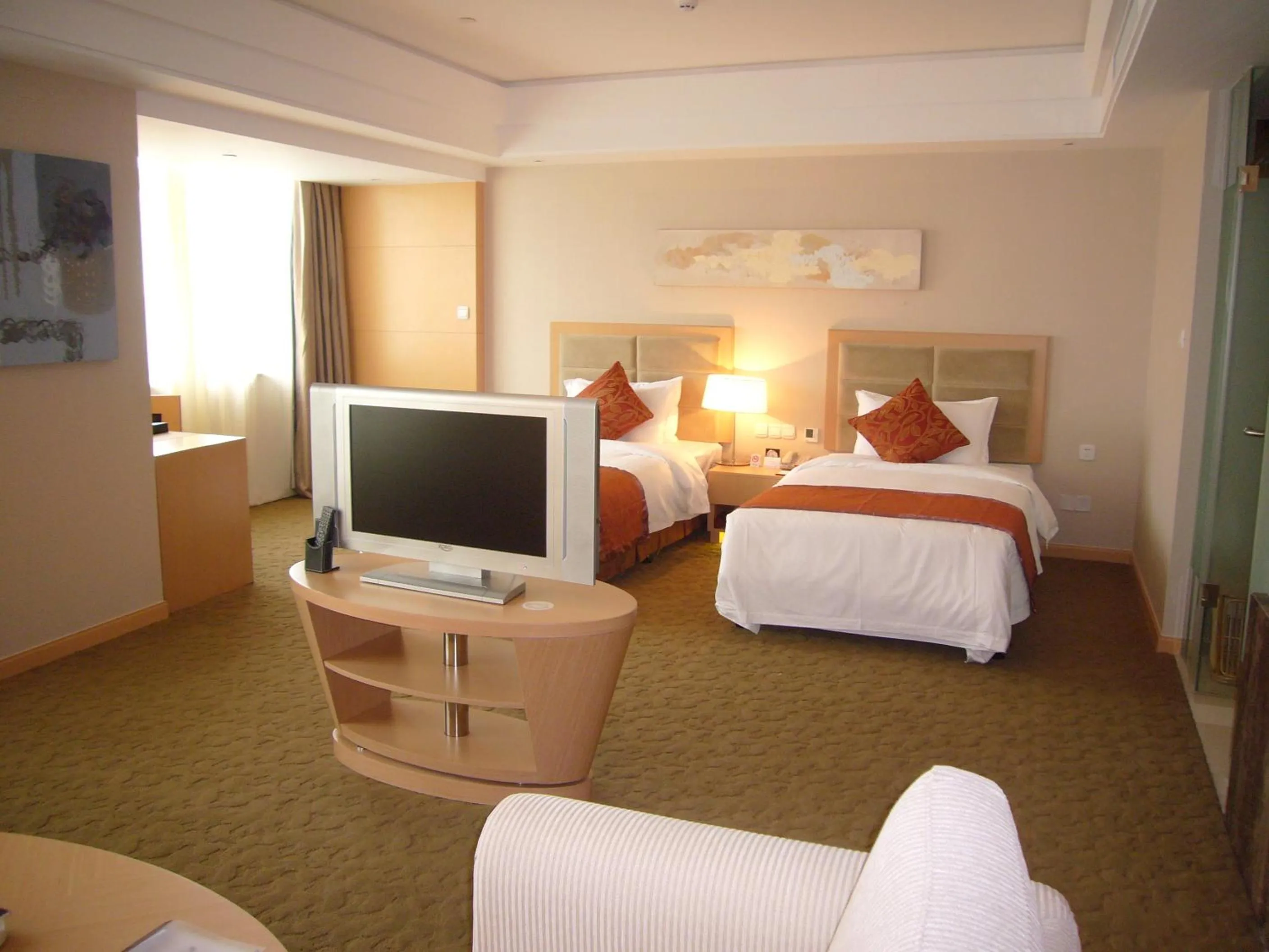 Photo of the whole room, TV/Entertainment Center in Grand Metropark Hotel Suzhou