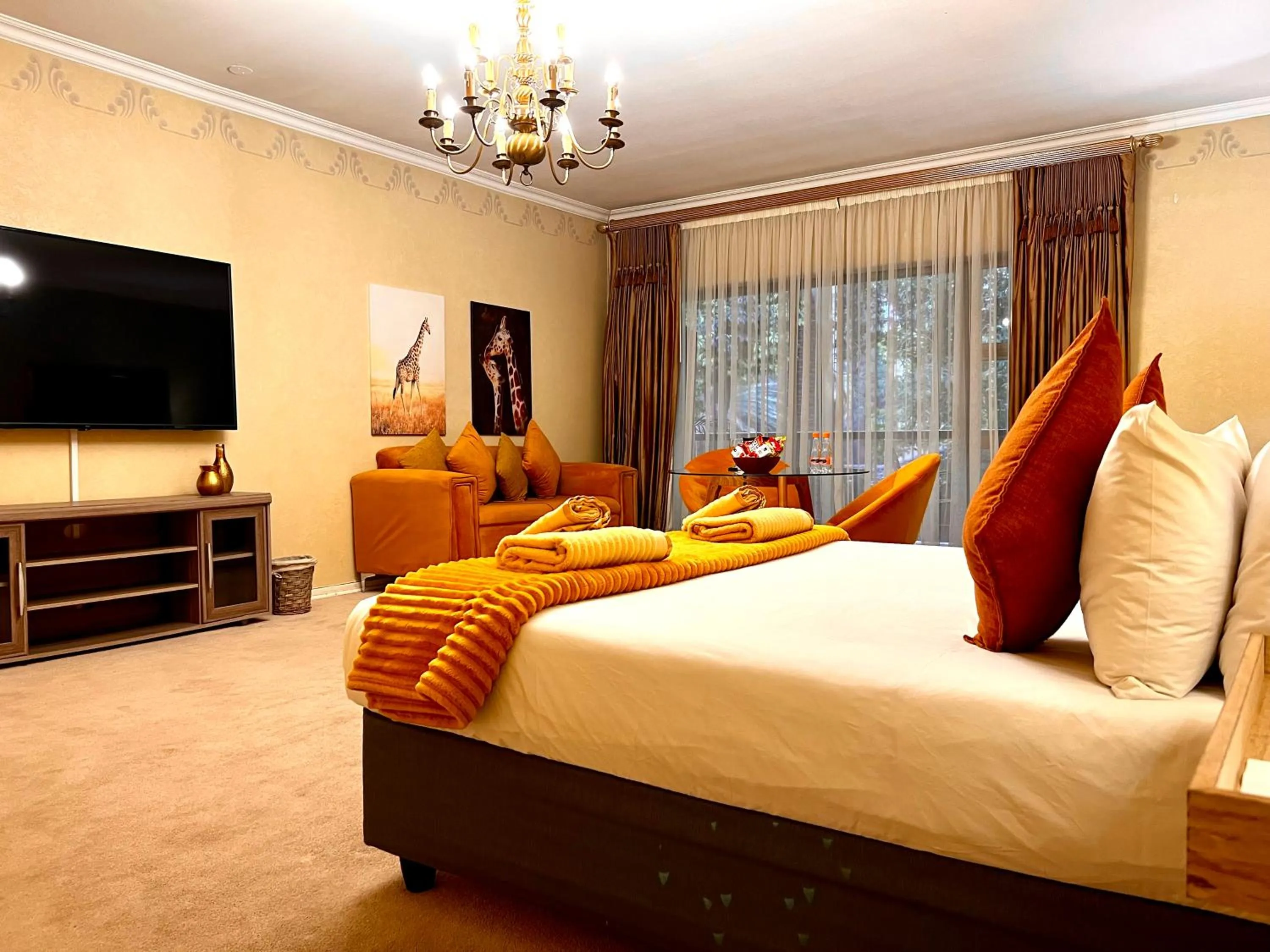 TV and multimedia, Bed in 27A on Angus