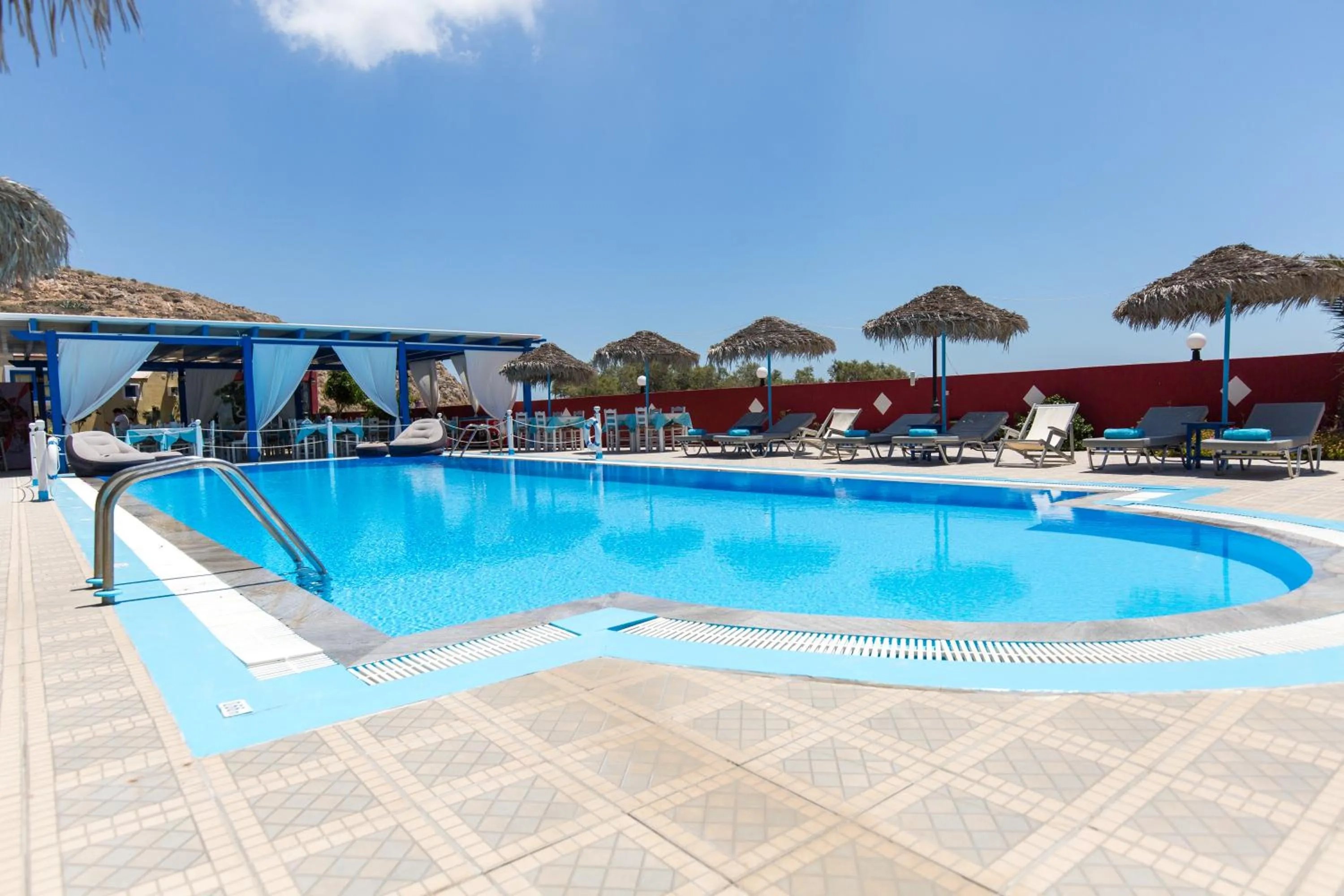 Swimming pool in Villa Michalis