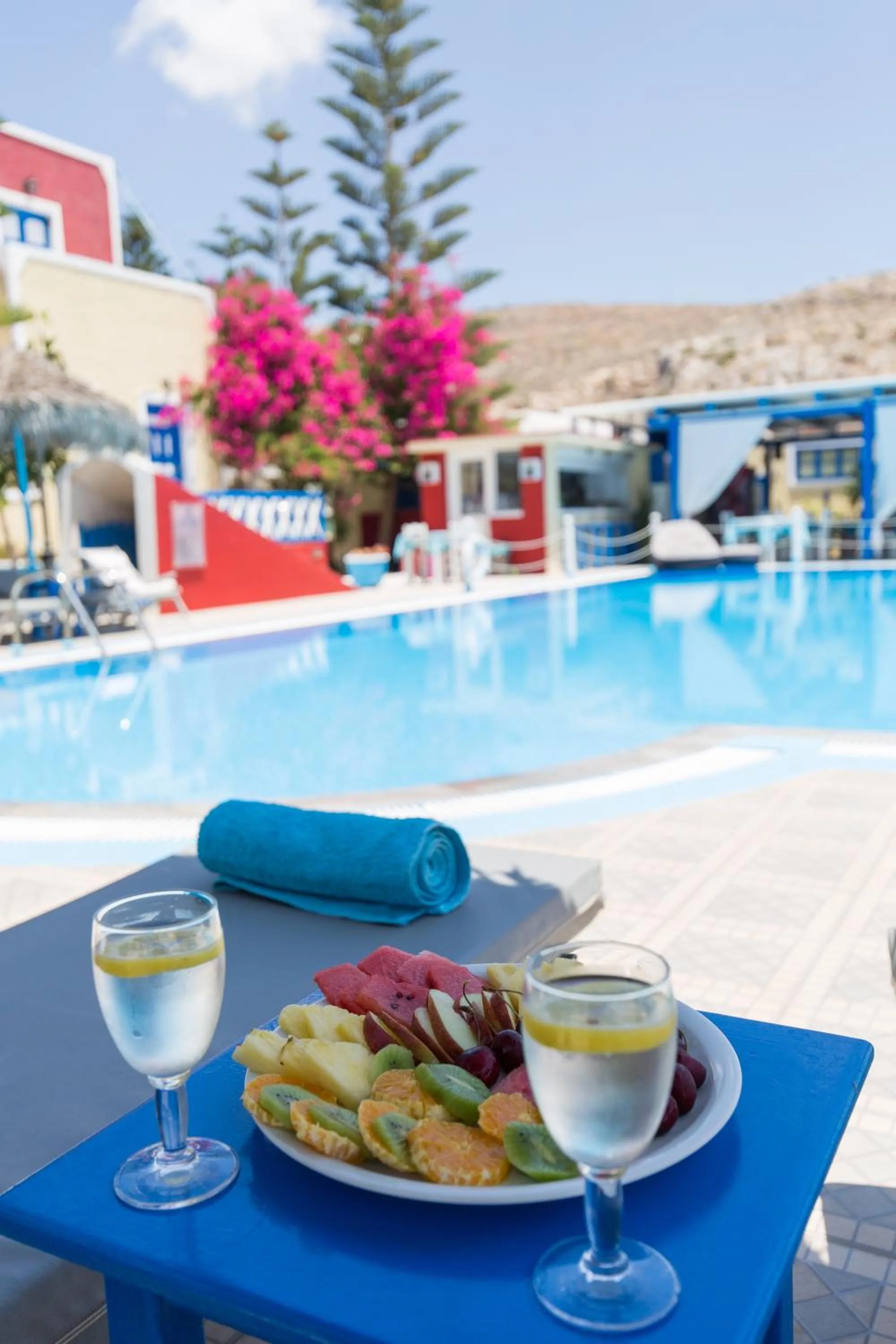 Swimming pool in Villa Michalis