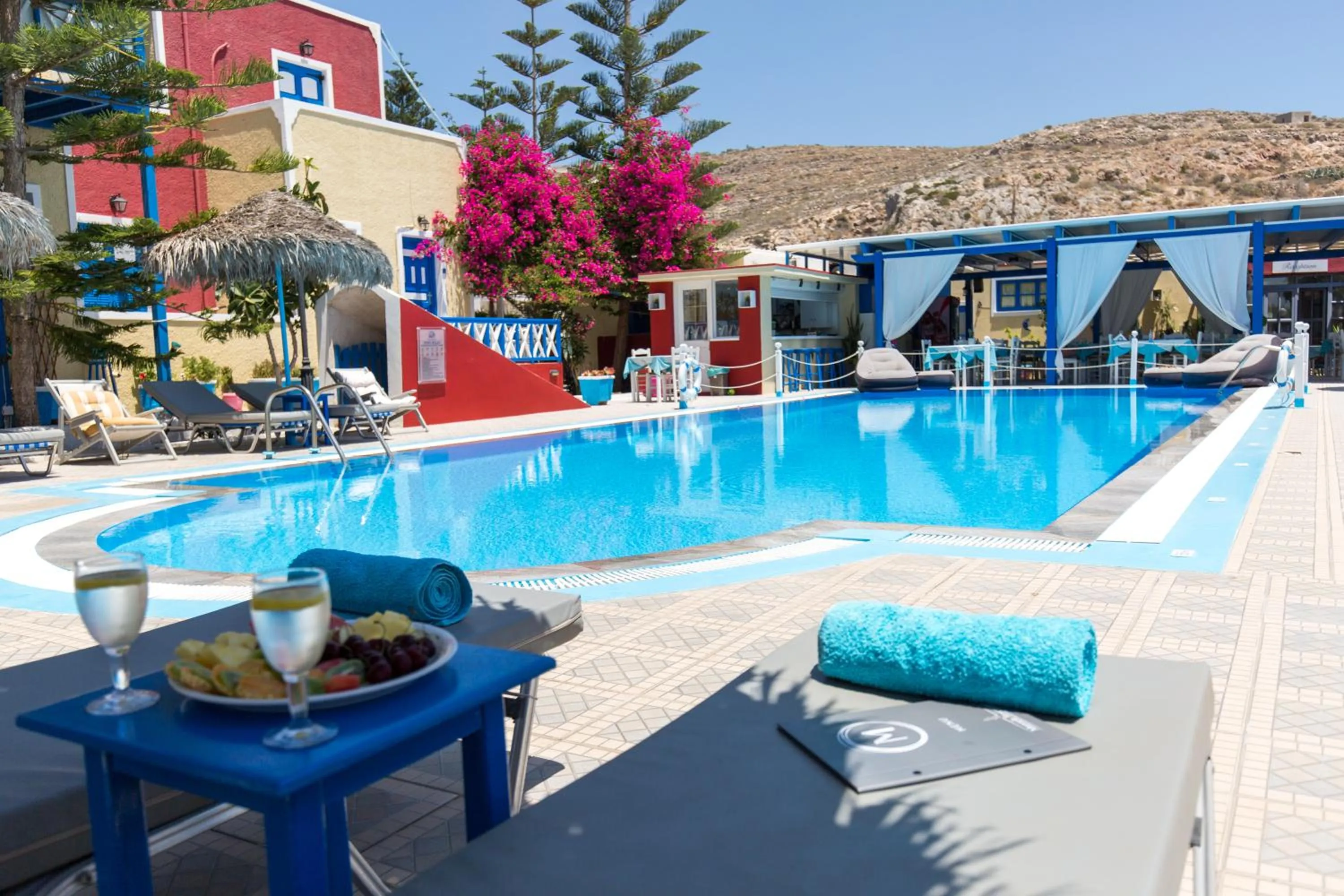 Swimming pool in Villa Michalis