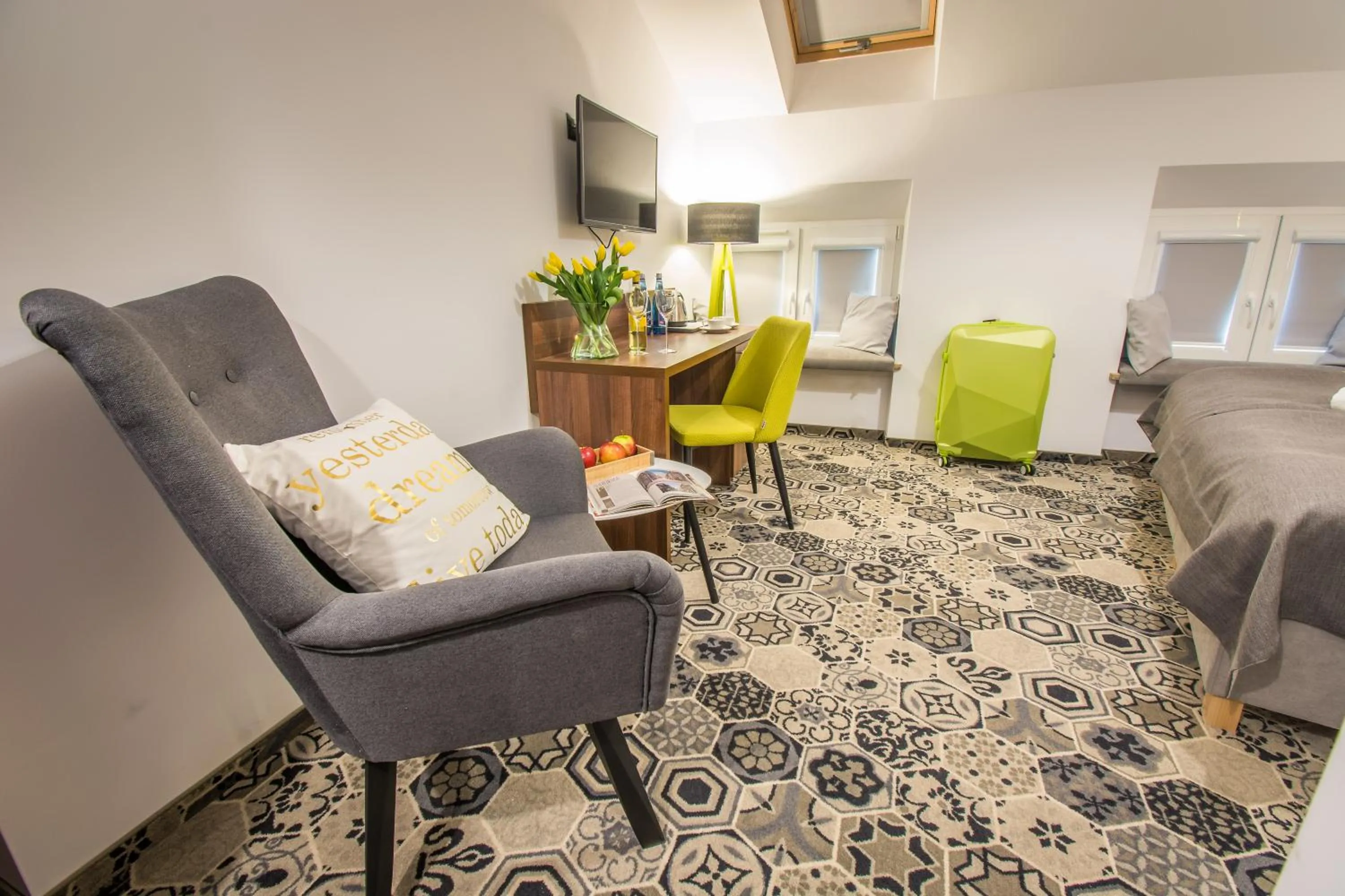 TV and multimedia in Hotel Lavender