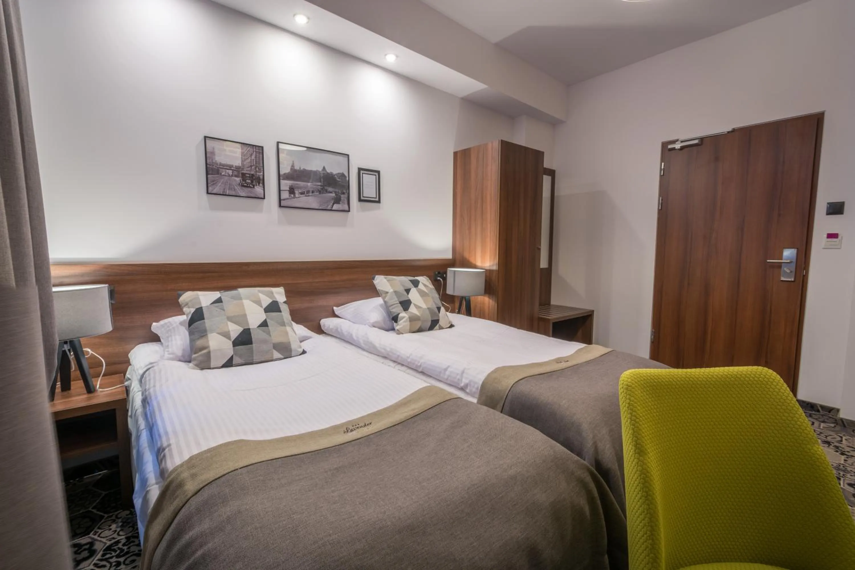 Photo of the whole room, Bed in Hotel Lavender